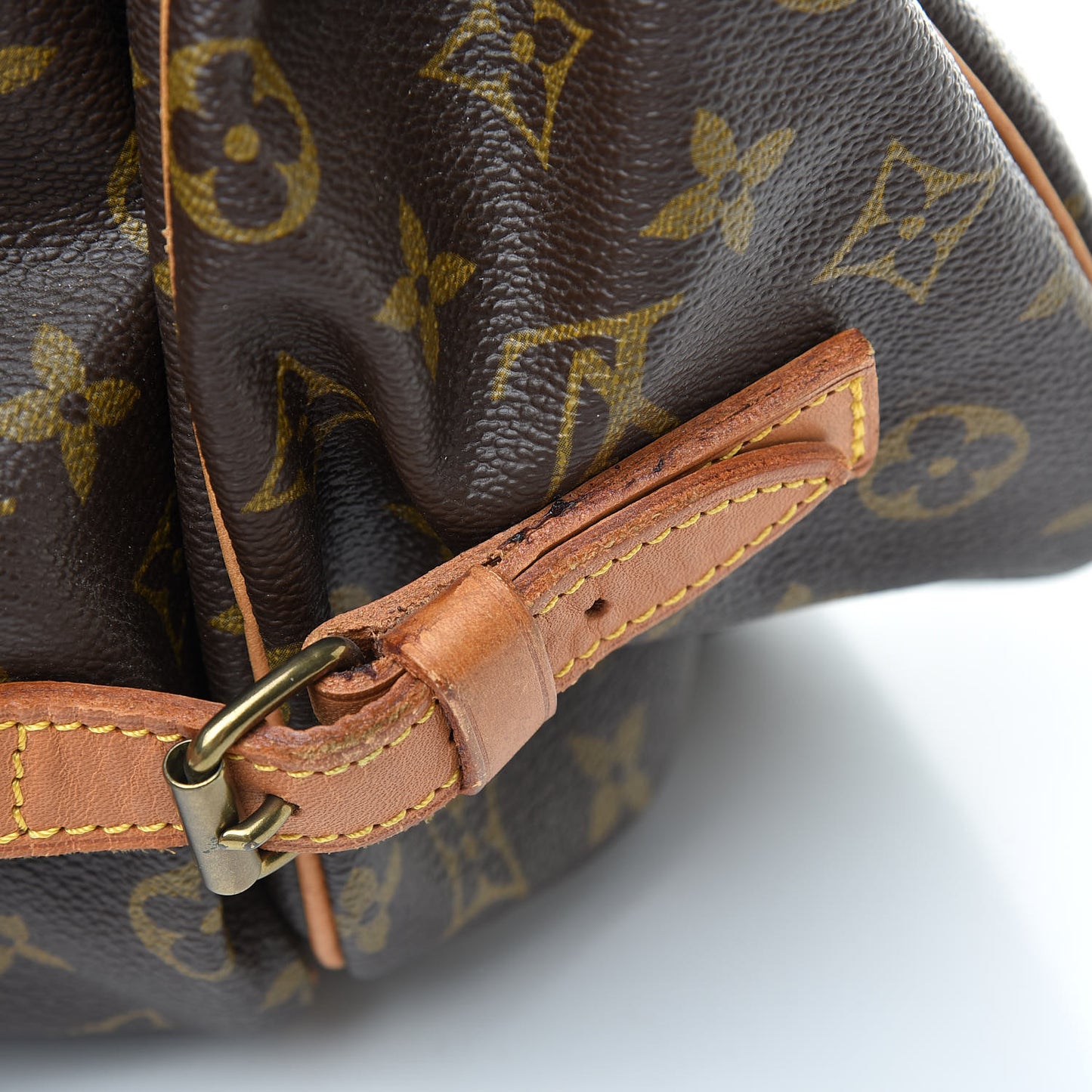 Monogram Saumur 35