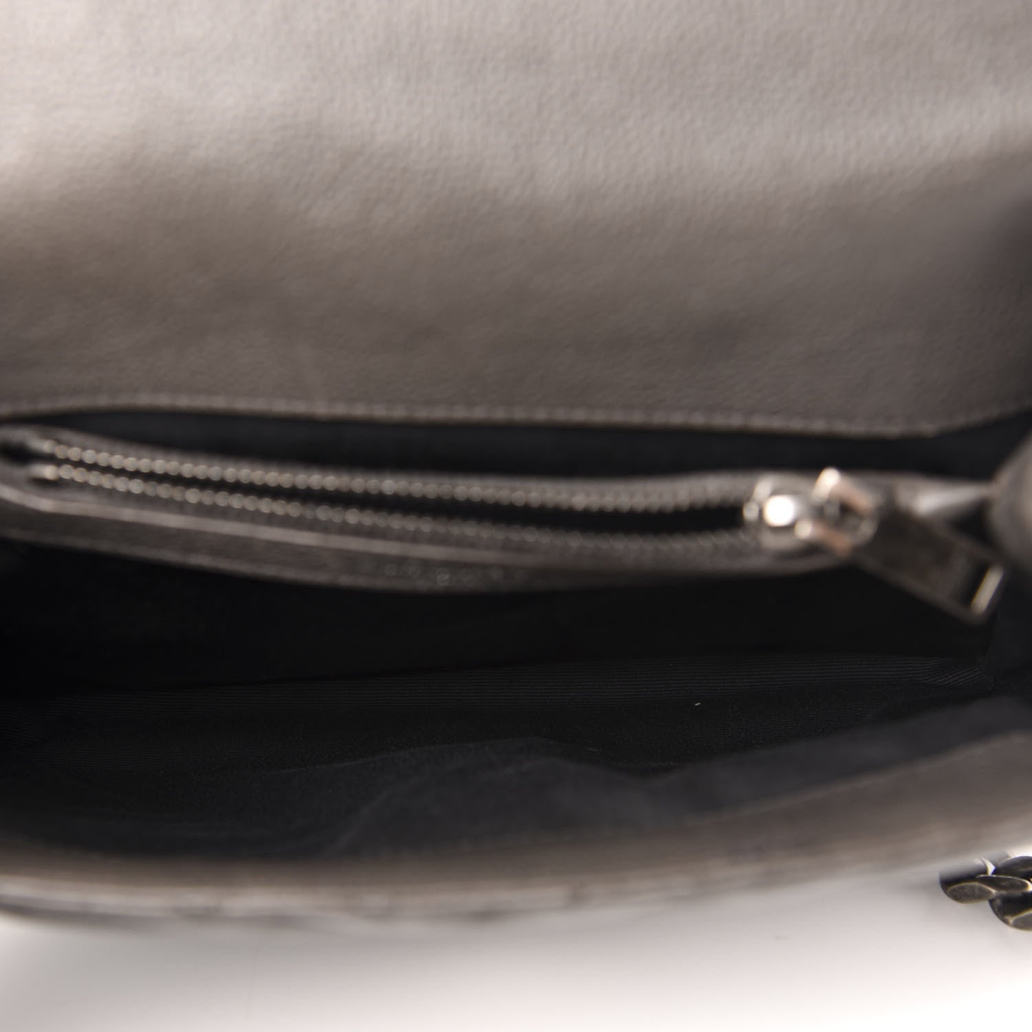 Saint Laurent Sheepskin Matelasse Chevron Monogram Medium College Bag Asphalt 6 of 17