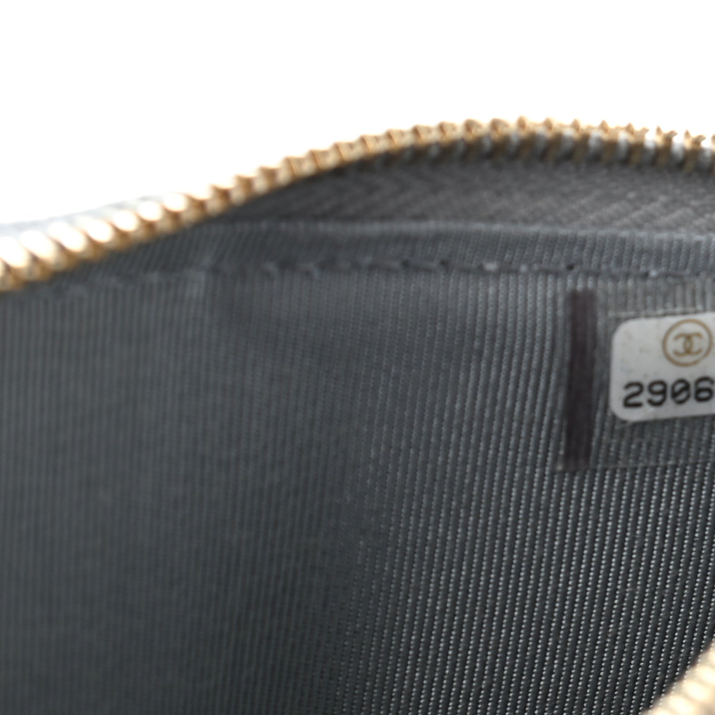 Caviar Quilted Classic iPhone Pouch Grey