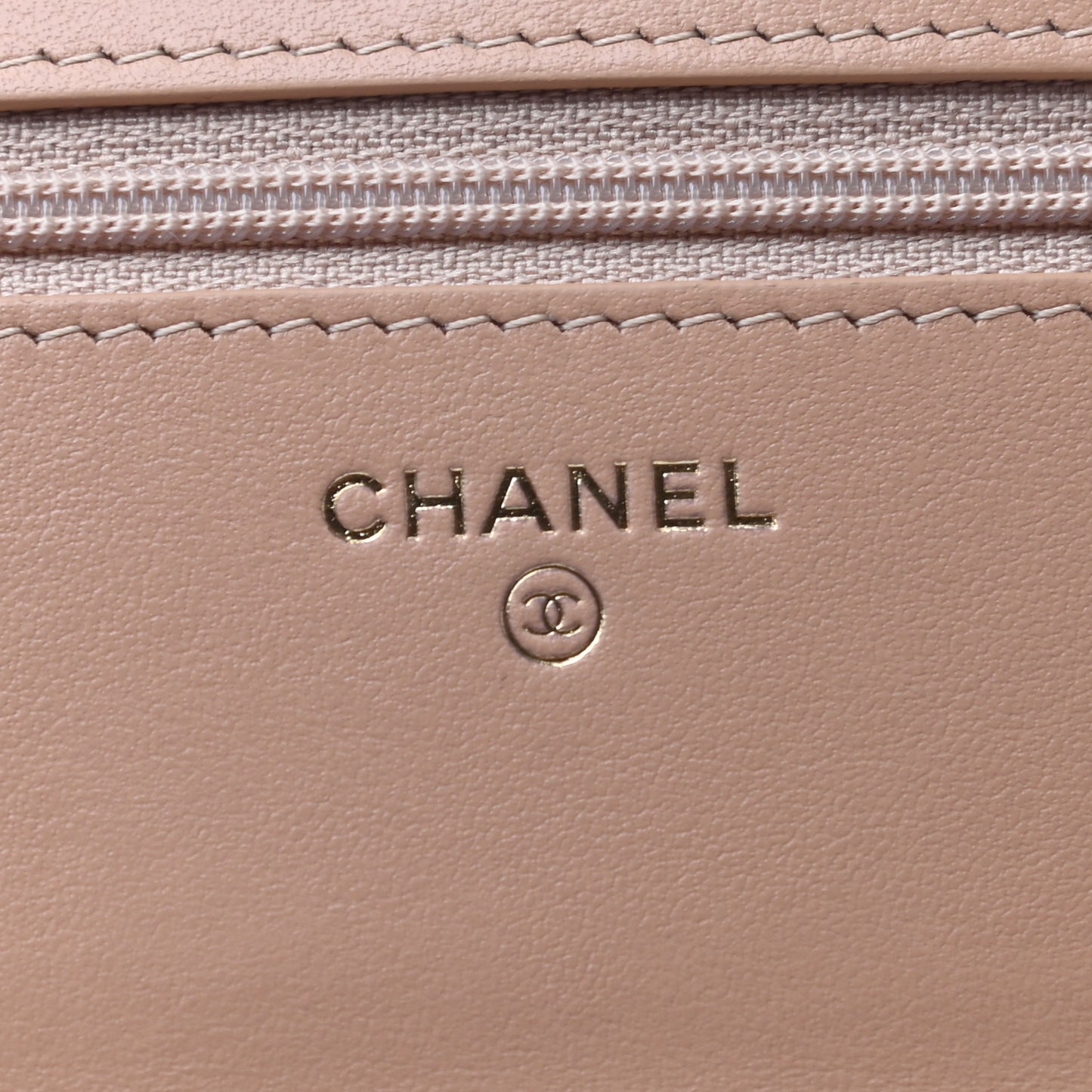 Calfskin Quilted Perfect Fit Wallet On Chain WOC Beige