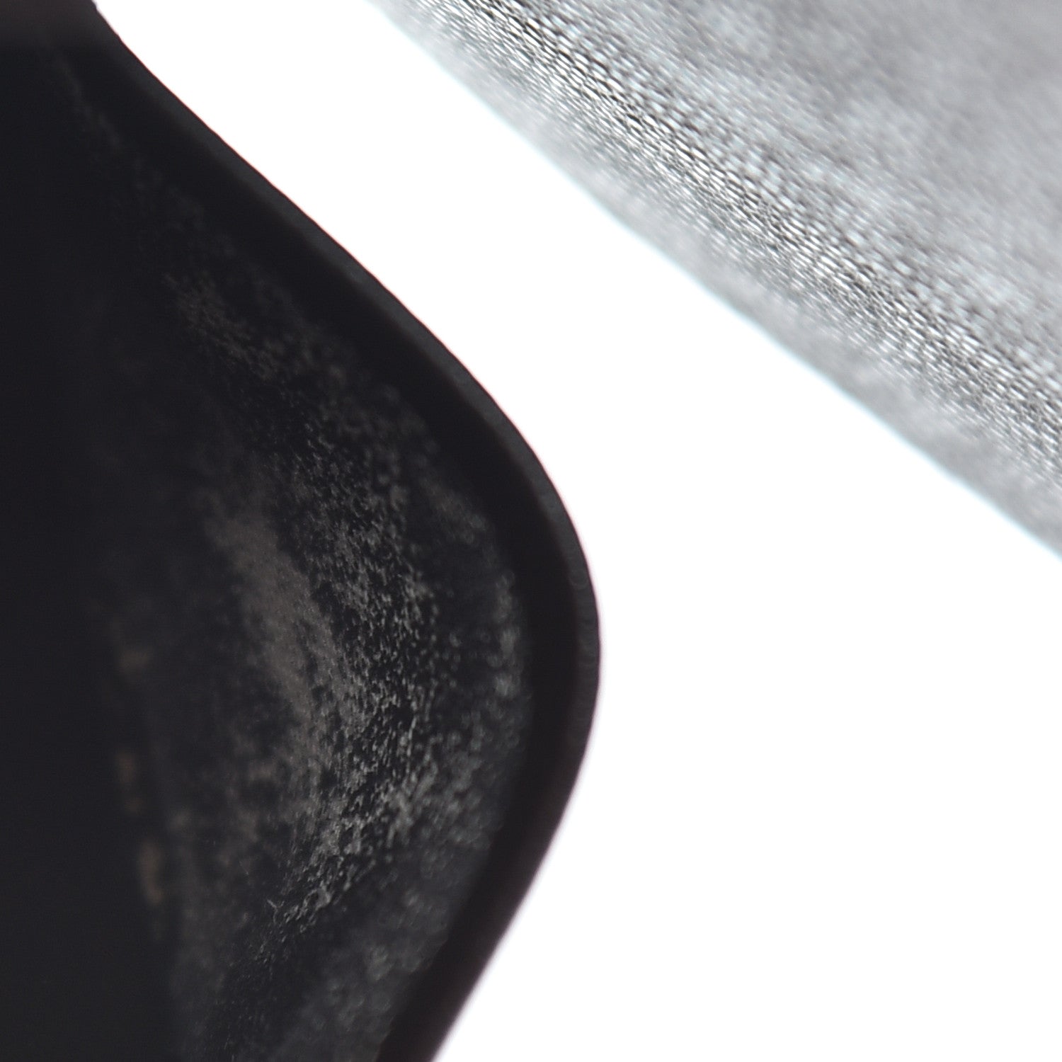 Louis Vuitton Damier Ebene Passport Cover 7 of 7