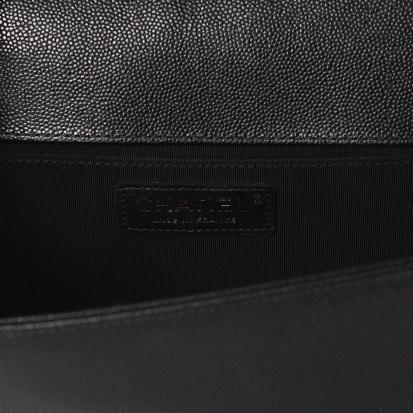 Caviar Quilted Medium Boy Flap Black
