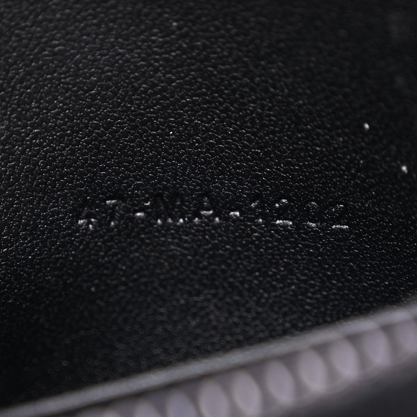 Calfskin Macrocannage Diamond Caro Zipped Pouch With Chain Black
