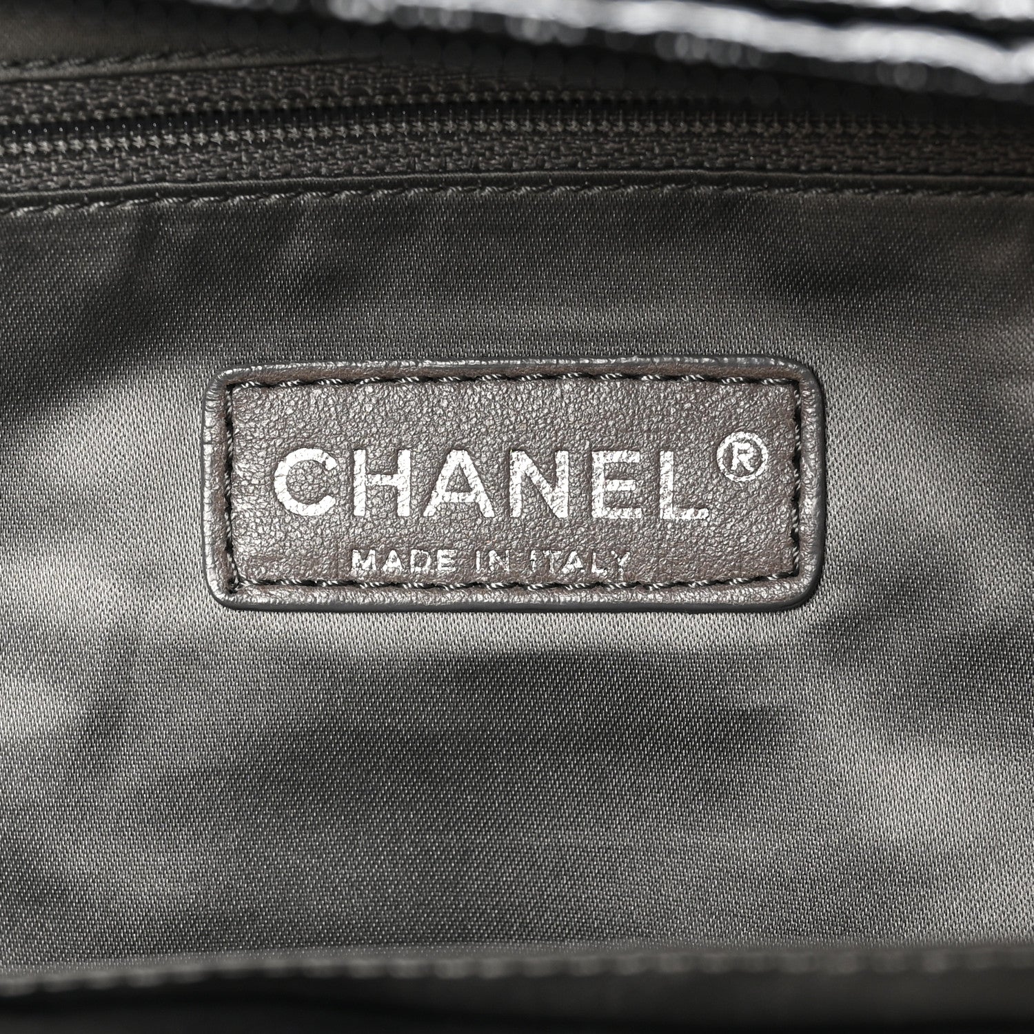 Chanel Patent Large Luxe Ligne Bowler Black 6 of 10