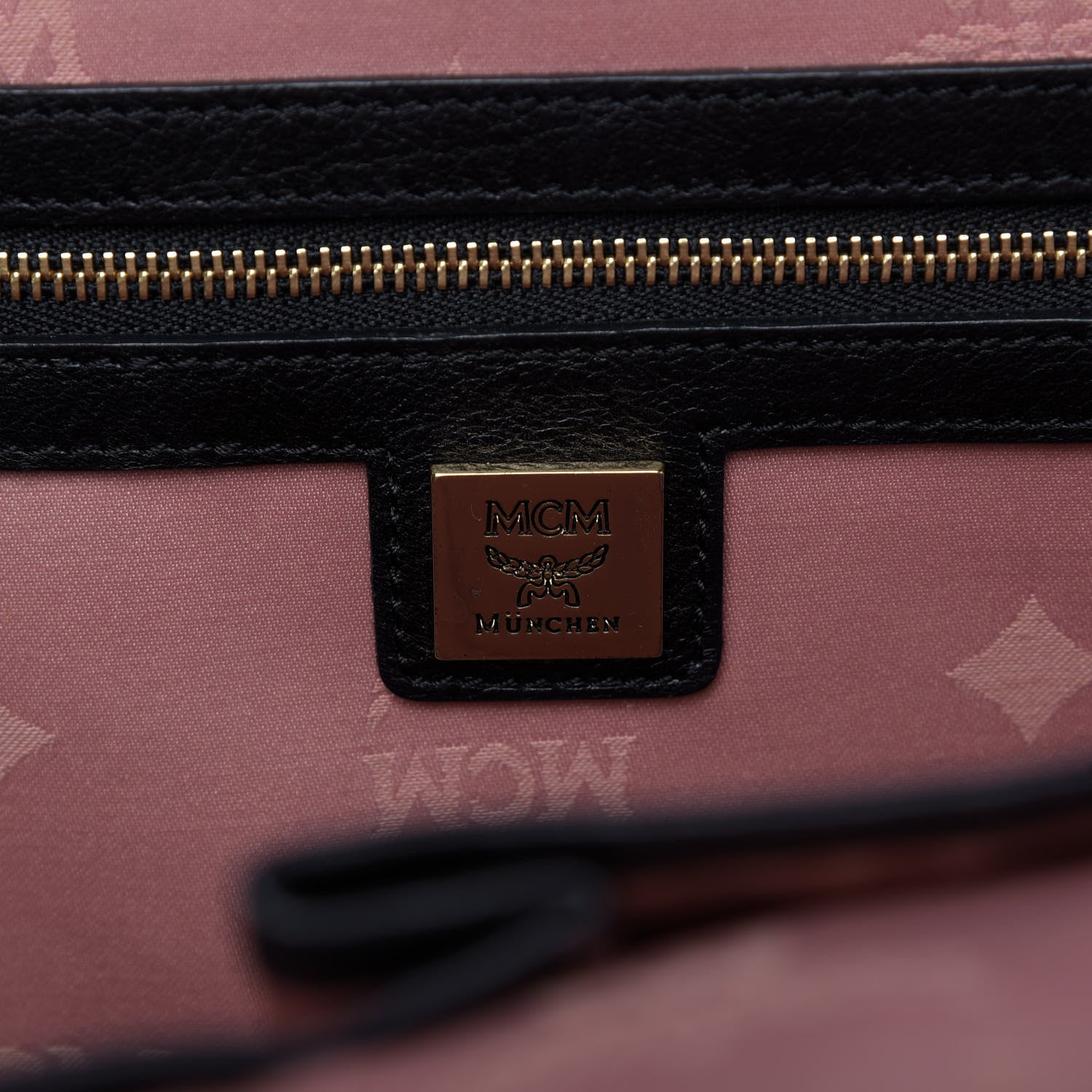 MCM Visetos Studded Medium Dual Stark Backpack Chalk Pink Black 7 of 8
