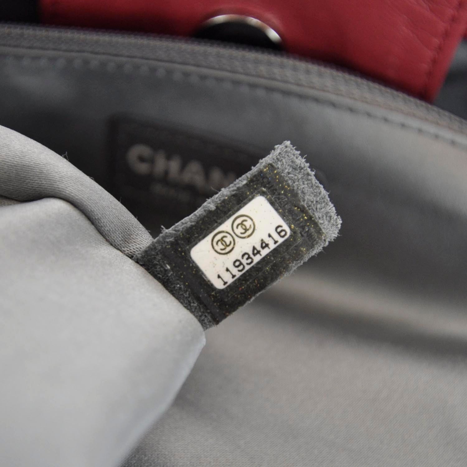 Chanel Square Stitched Lax Red 10 of 10
