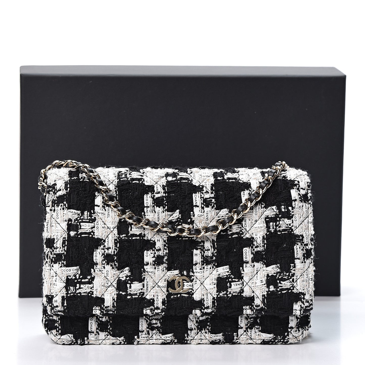 Tweed Quilted Wallet On Chain WOC Black Ecru White