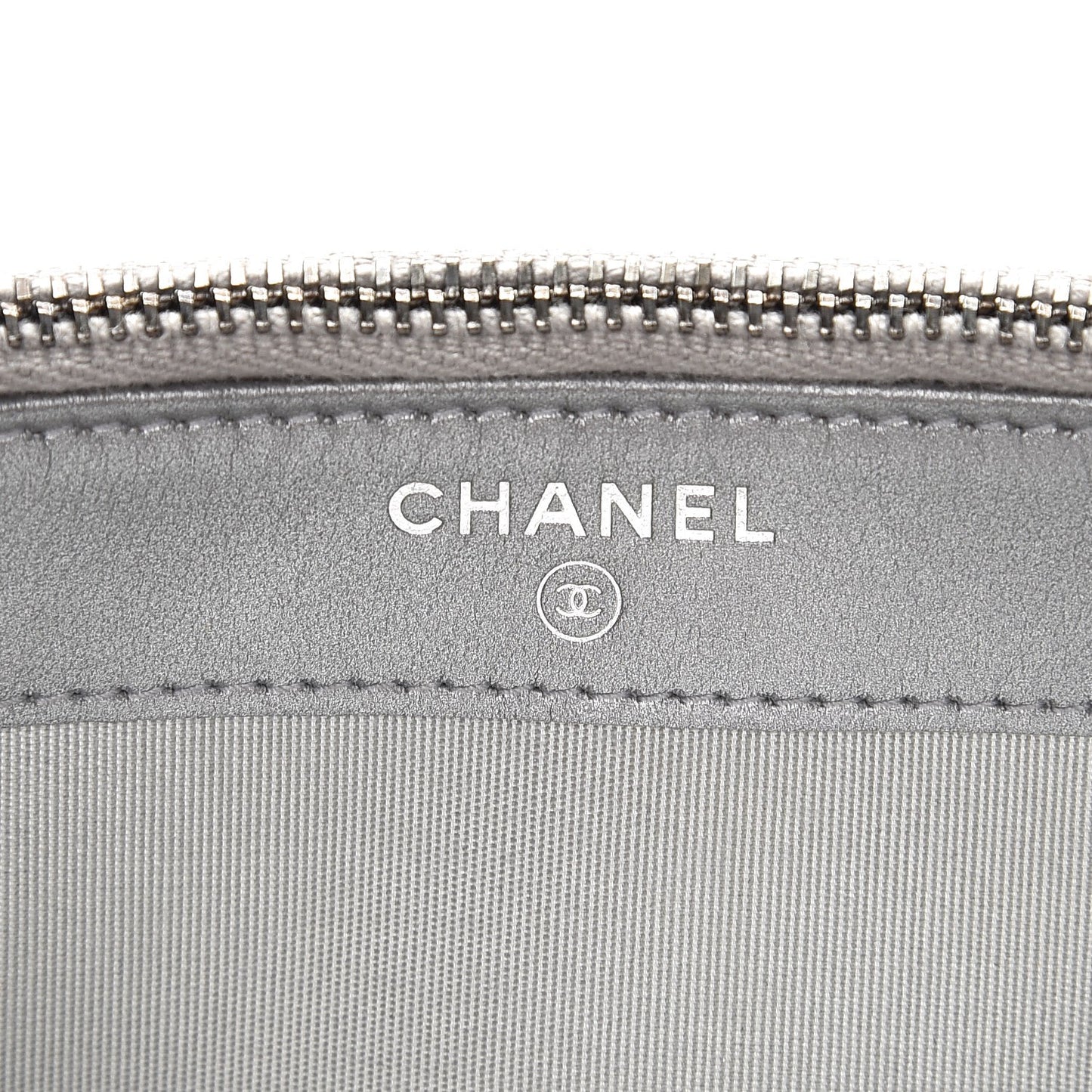 Metallic Caviar Quilted Small Boy Clutch With Chain Silver