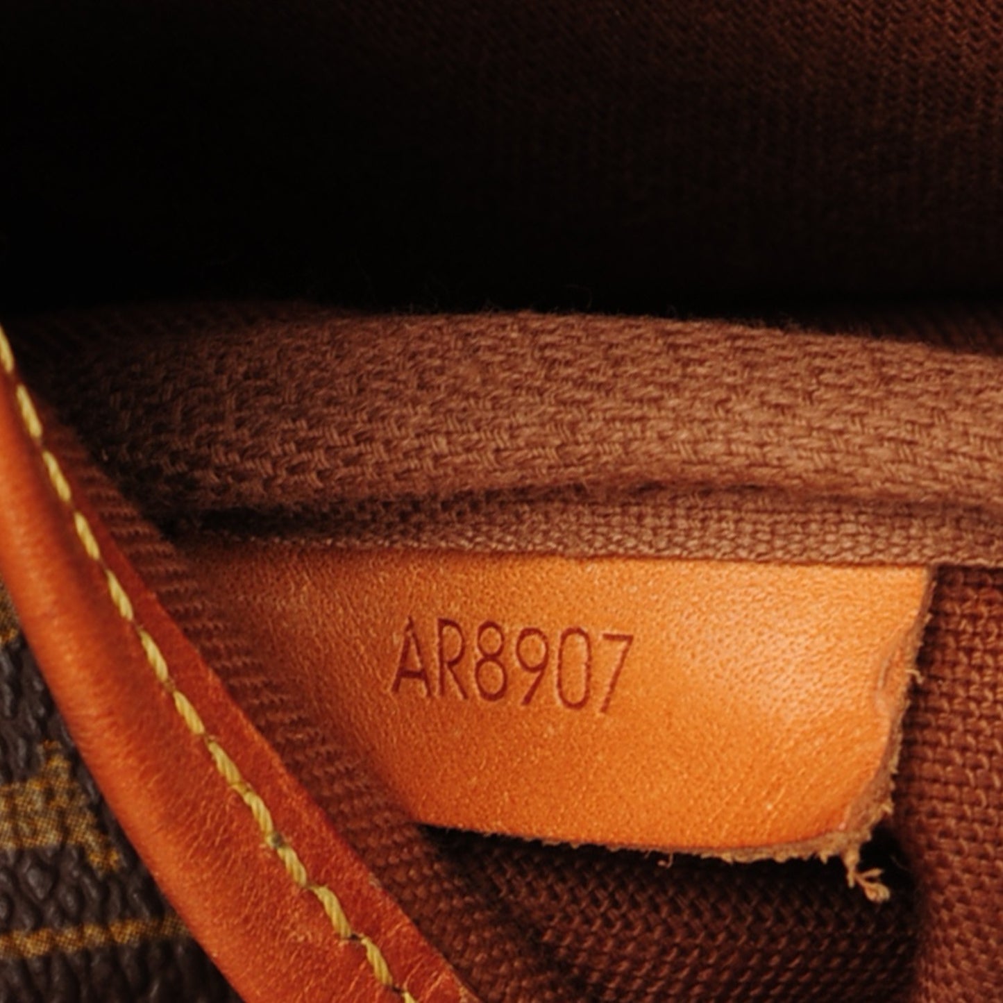 Monogram Saumur 43