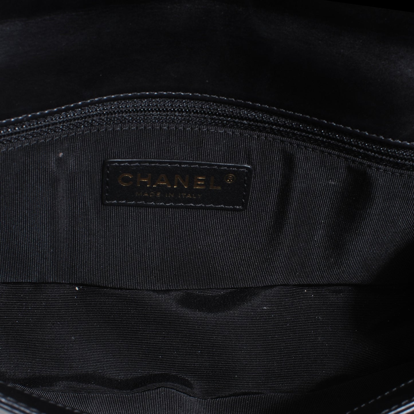 Glazed Calfskin Medium Boy Flap Black