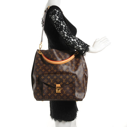 Louis Vuitton Monogram Metis 2 of 7