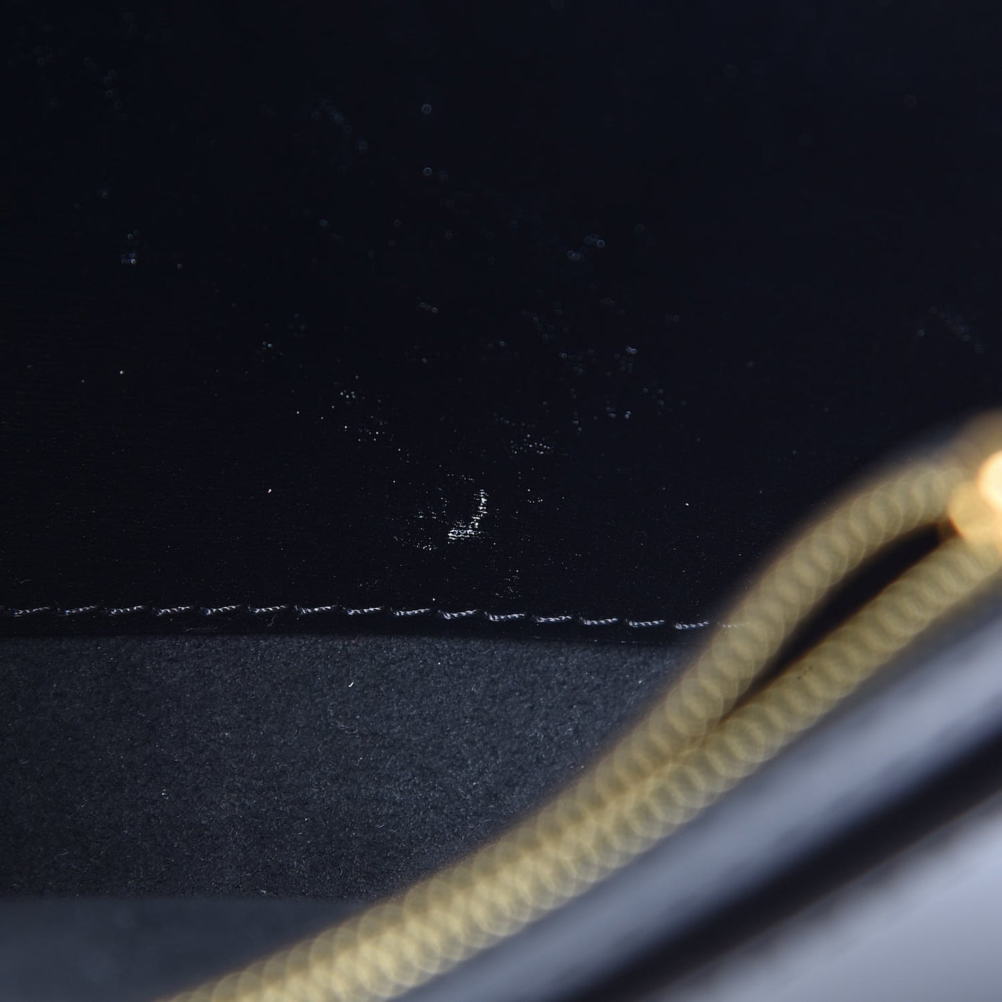 Calfskin Pochette Louise GM Black