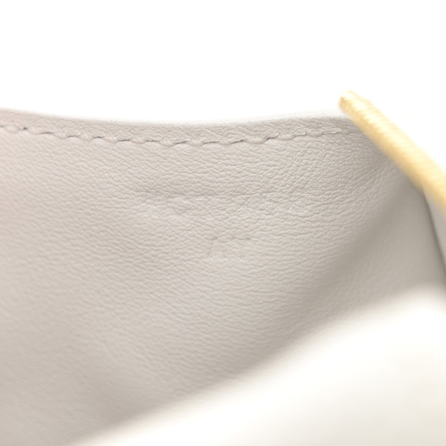 Taurillon Clemence Mini Lindy 20 New White
