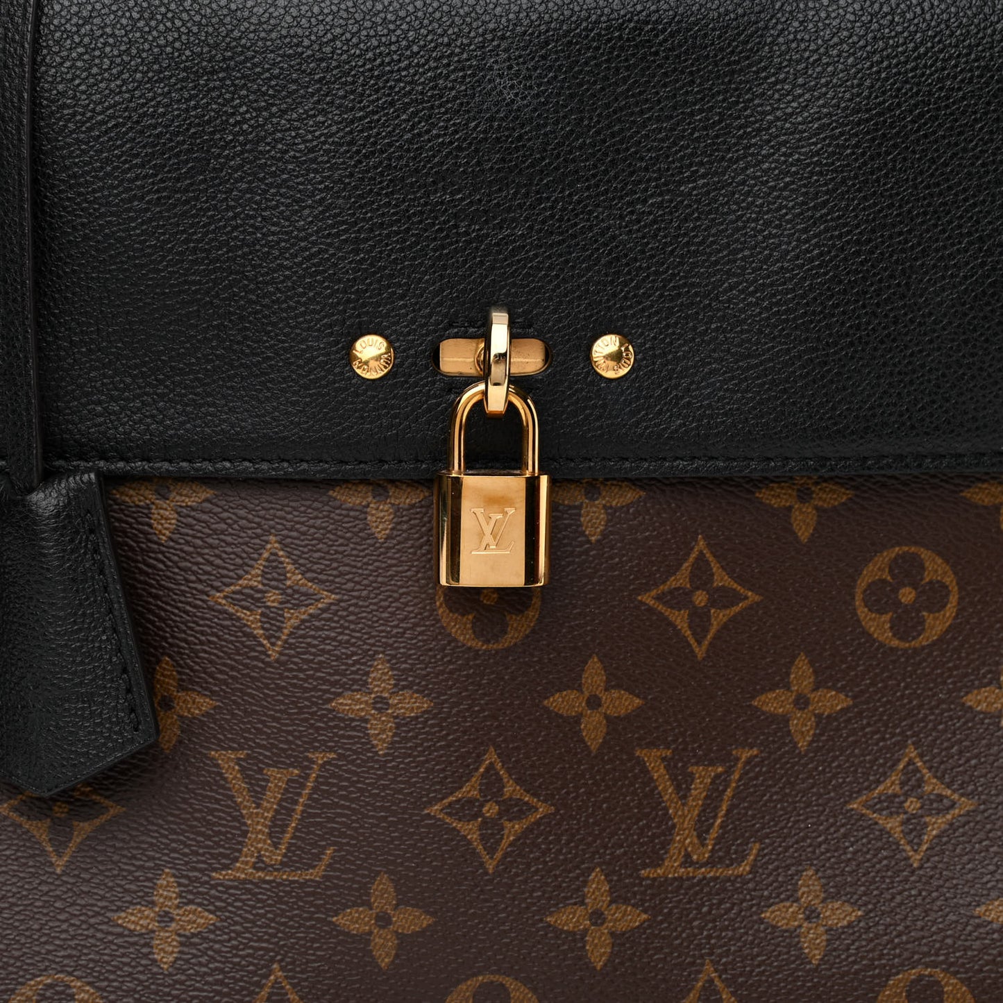 Monogram Venus Black