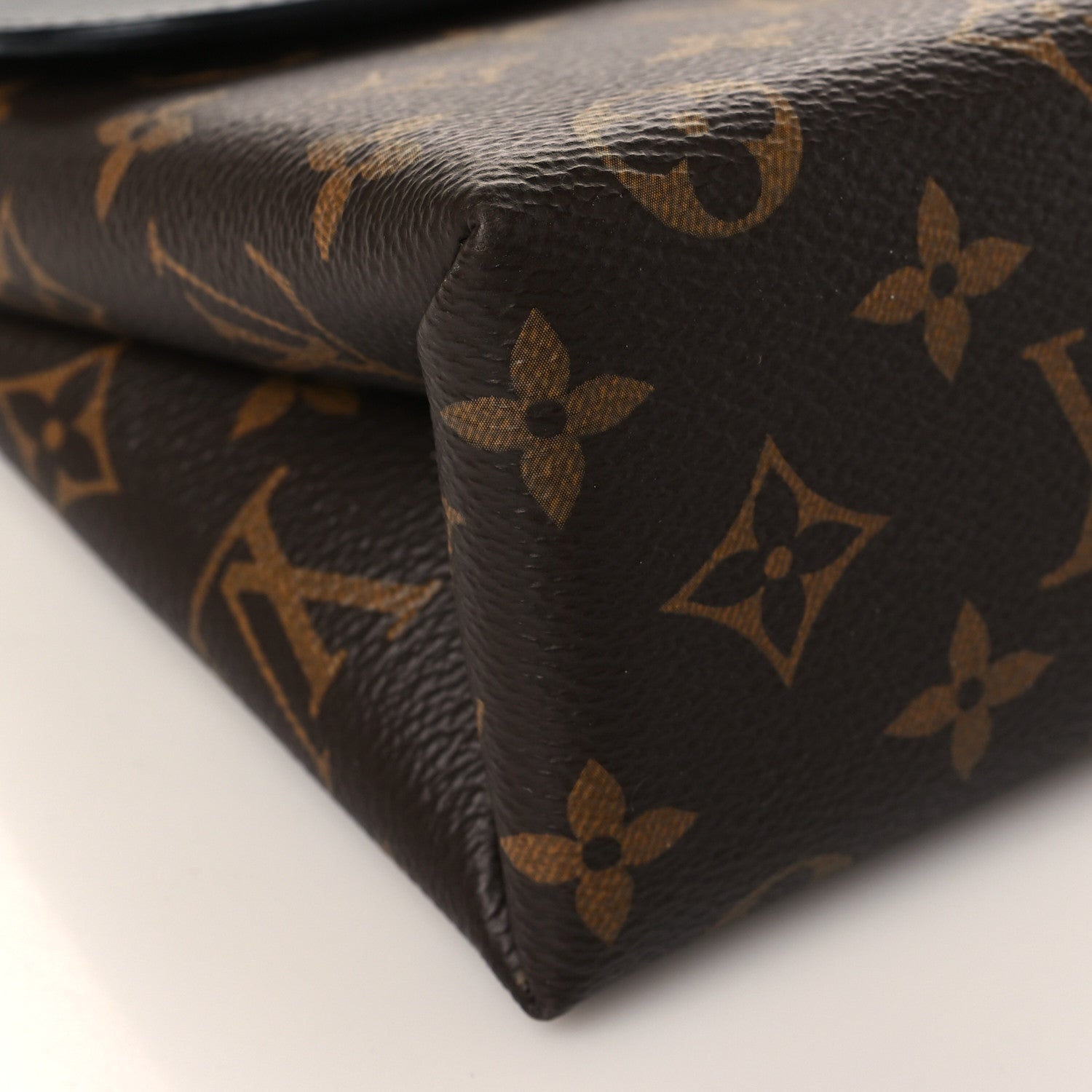 Louis Vuitton Monogram Locky BB Black 7 of 9