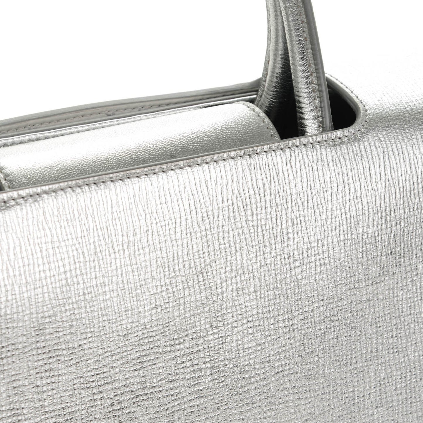 Grained Leather Medium Diorever Flap Silver