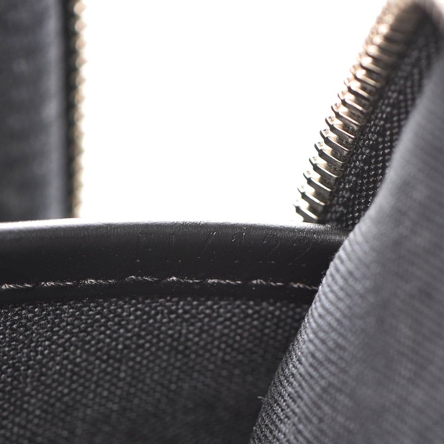Damier Graphite Icare