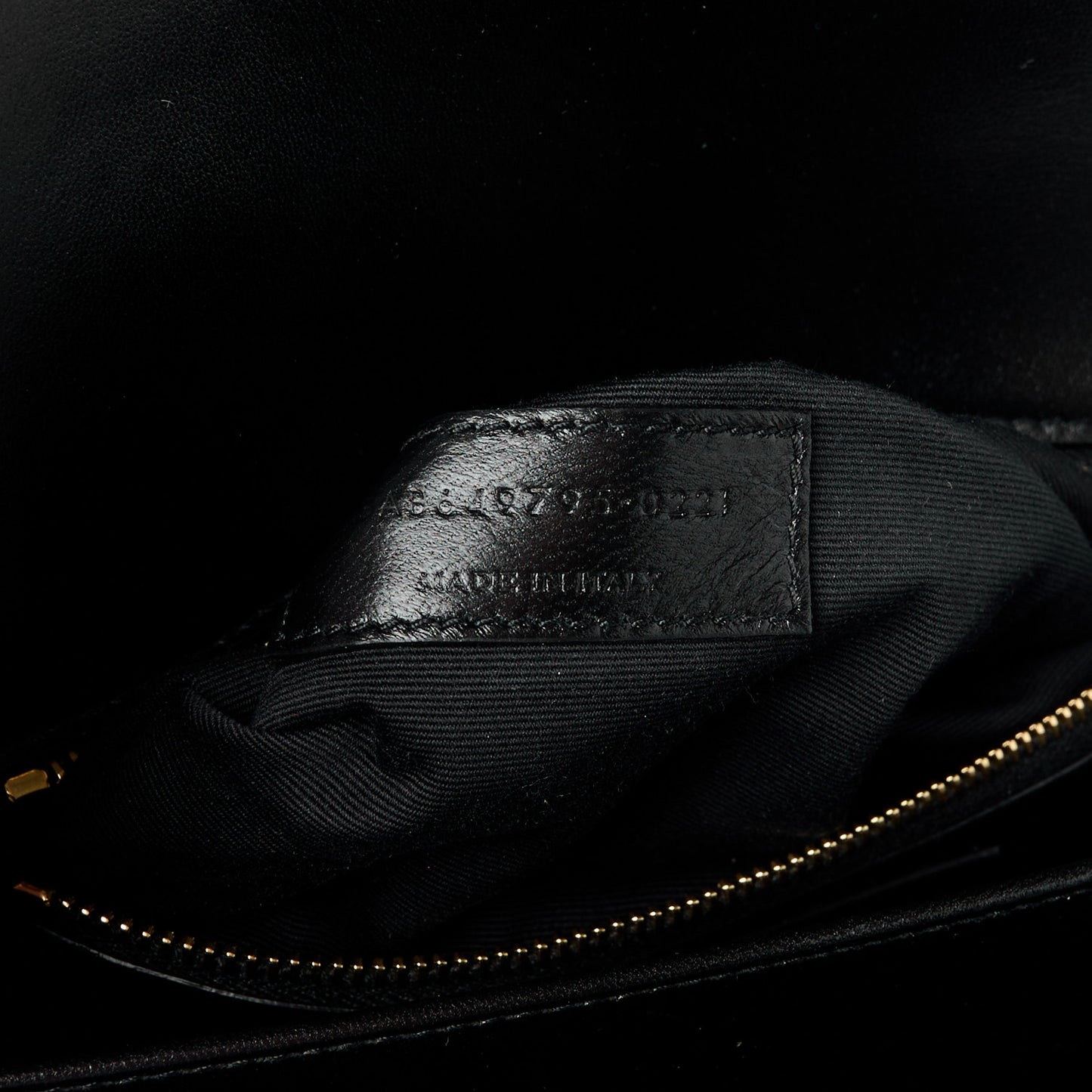 Smooth Calfskin Le Maillon Satchel Black