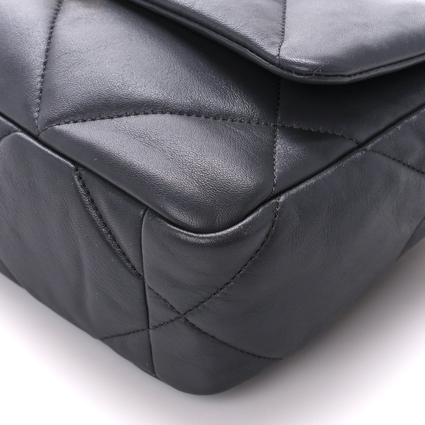 Lambskin Quilted Medium Chanel 19 Flap Dark Grey