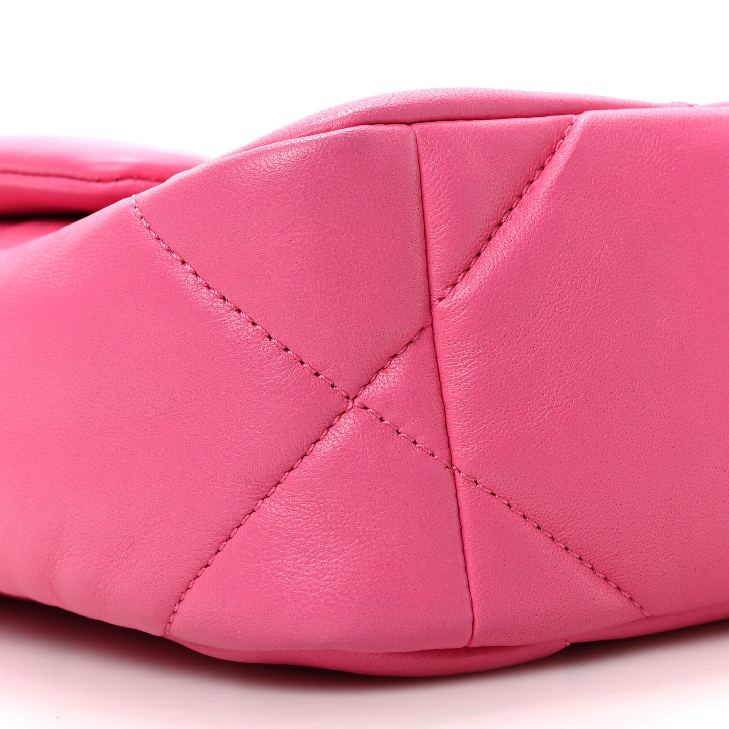 Lambskin Quilted Medium Chanel 19 Flap Pink