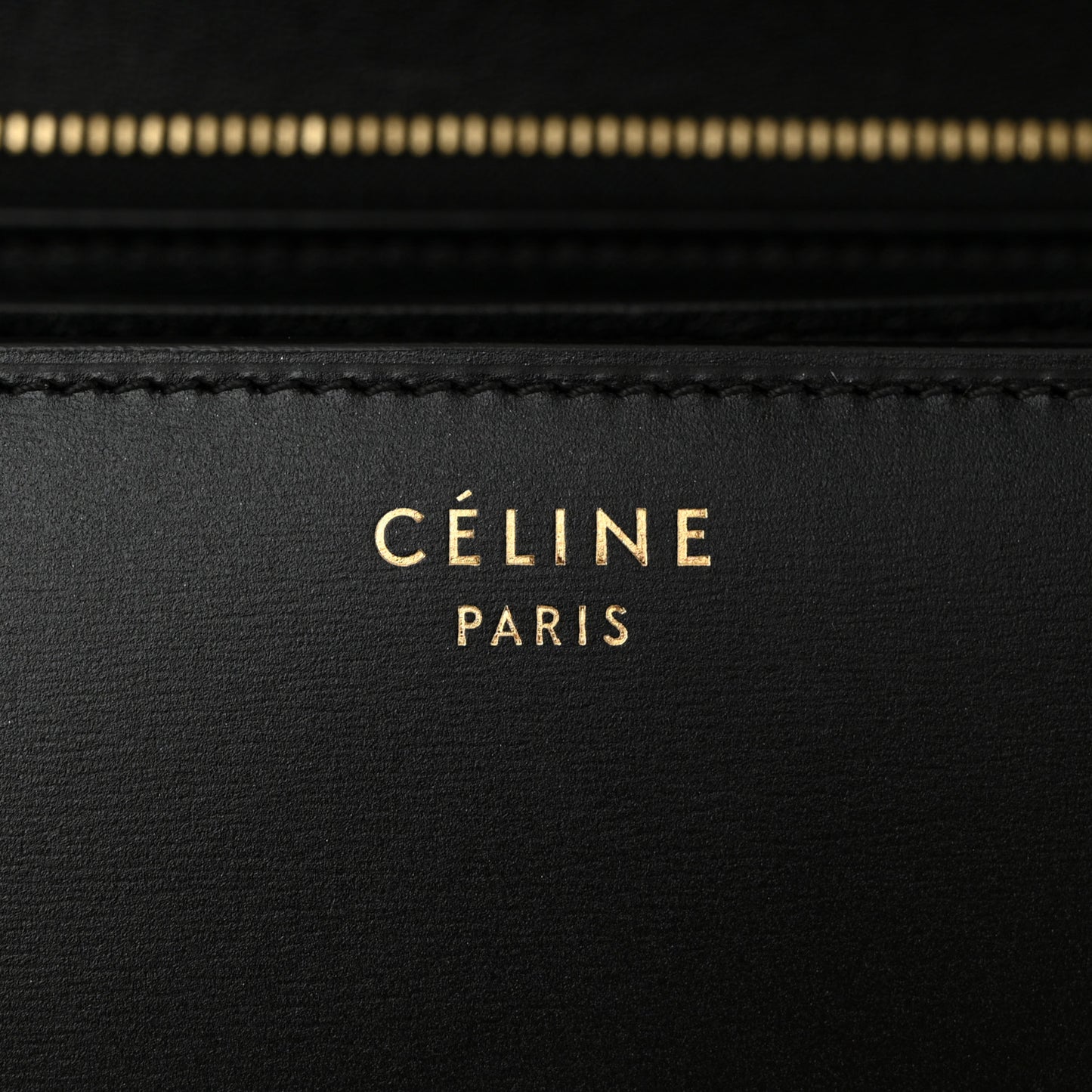 Box Calfskin Medium Classic Box Flap Black