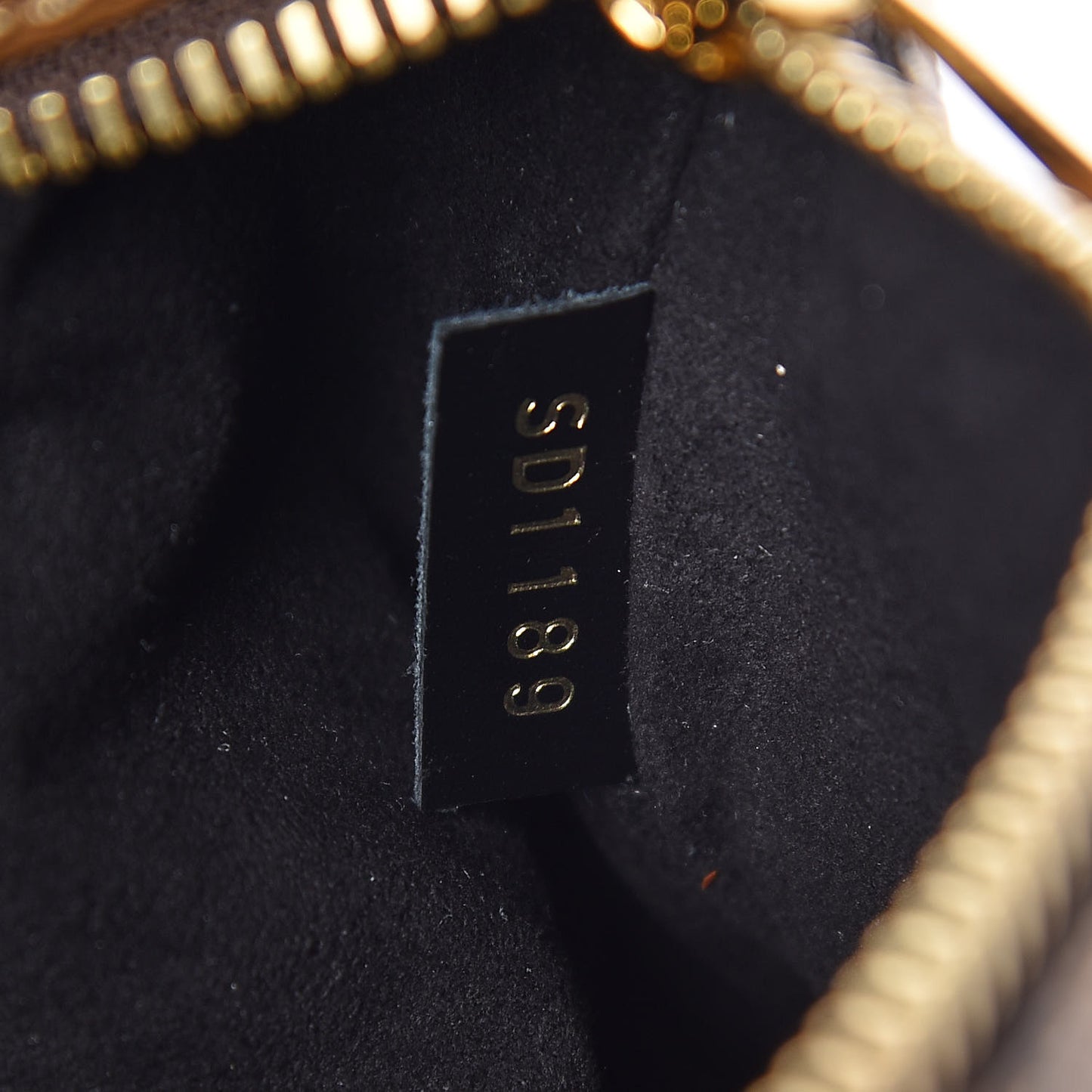 Reverse Monogram Pochette Metis