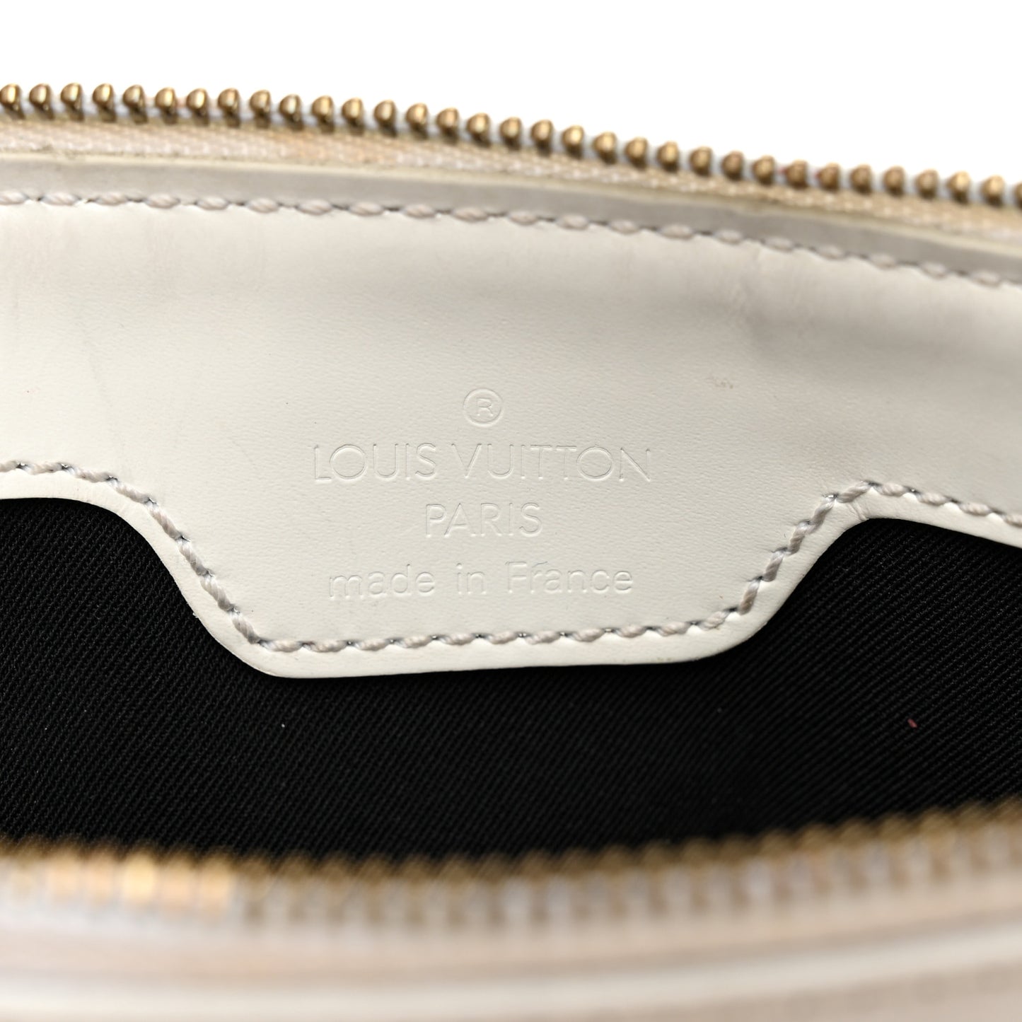 Epi Stretch Delmonico Pochette White