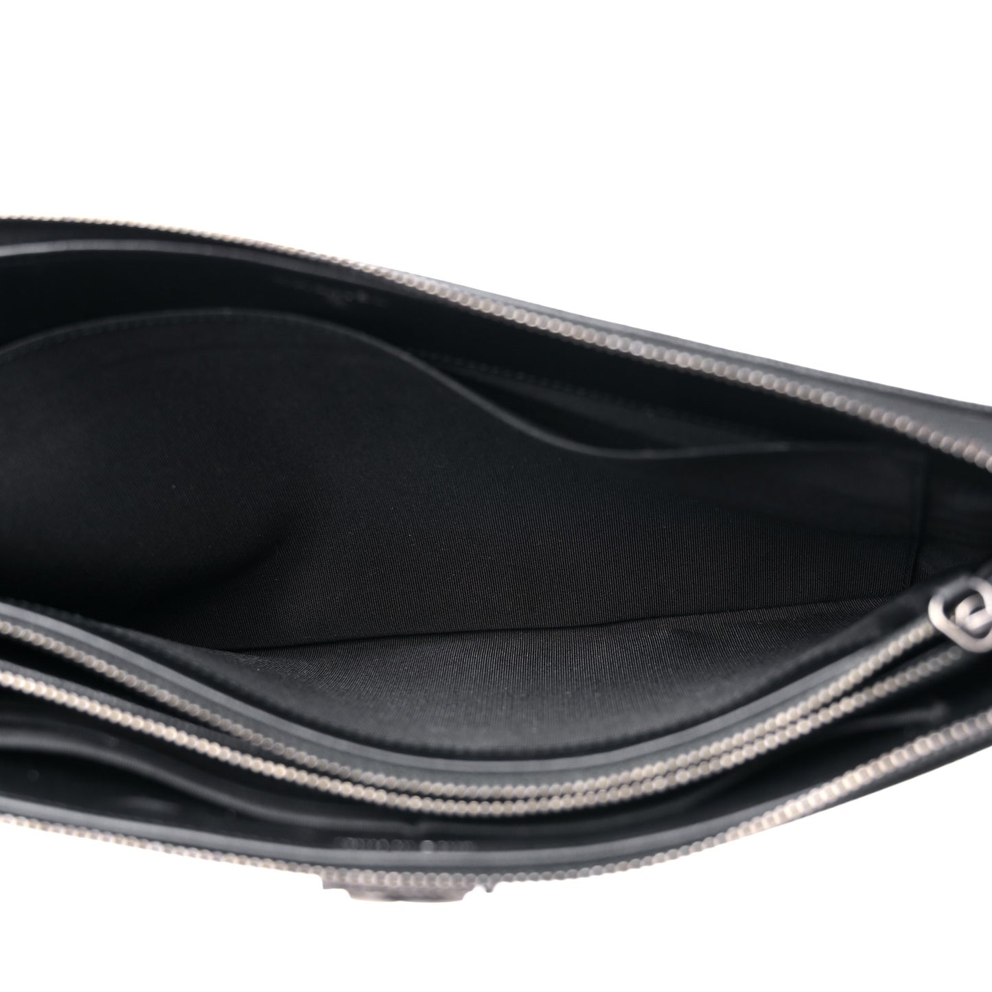 Caviar Chevron Quilted Small Zipped Boy Pouch Black