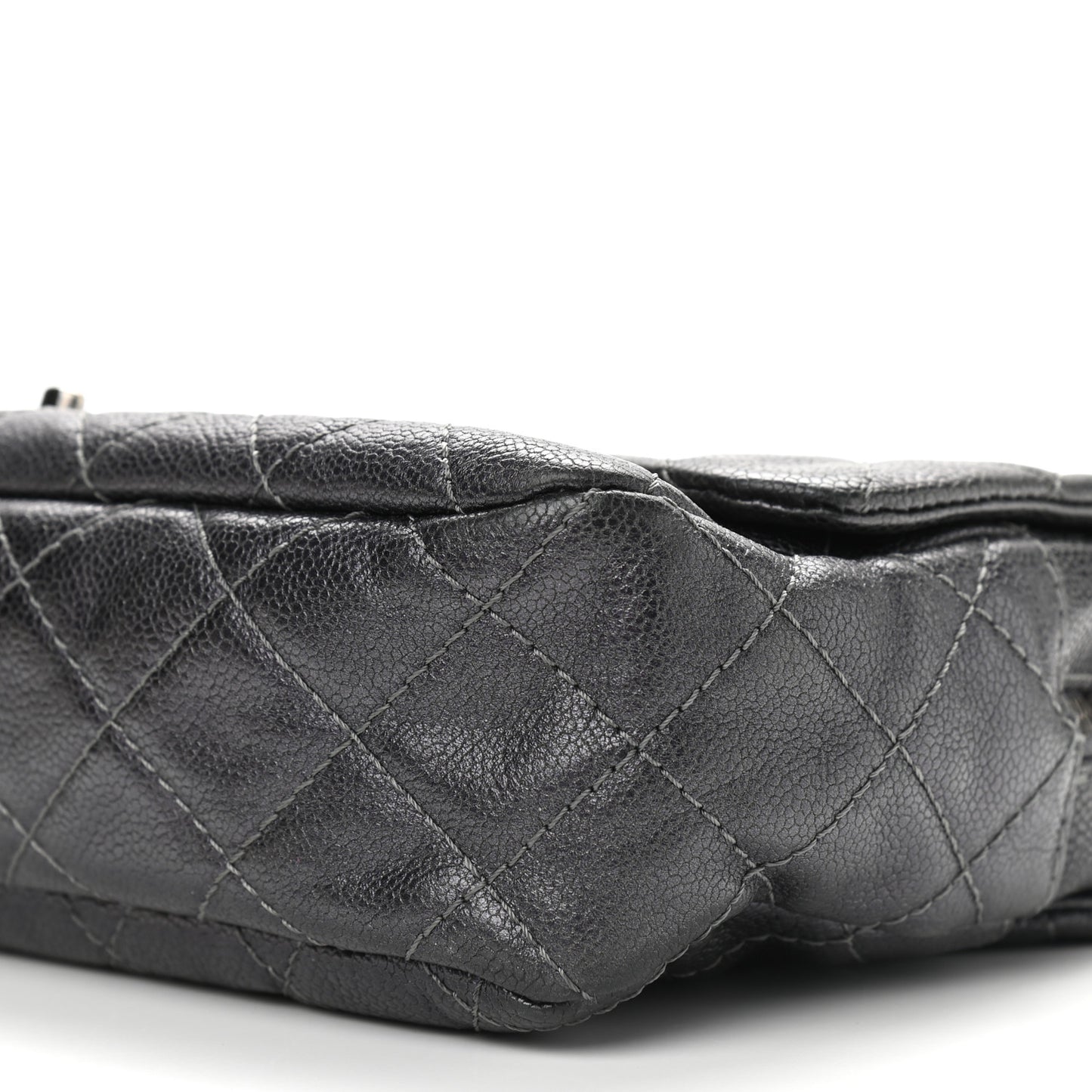 Iridescent Caviar Quilted Large Chic Flap Grey