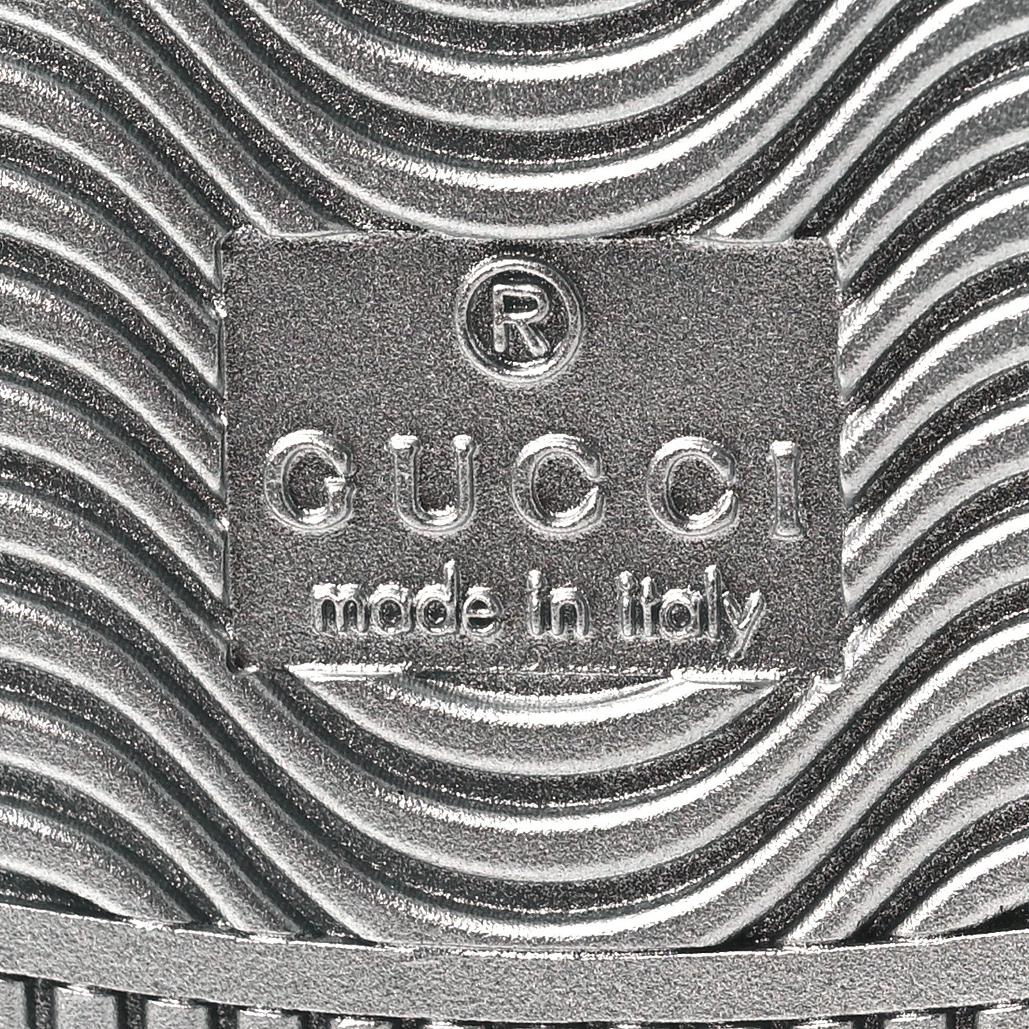 Gucci Metallic Nappa Interlocking G Perforated Womens Ace Sneakers 37.5 Silver 8 of 8