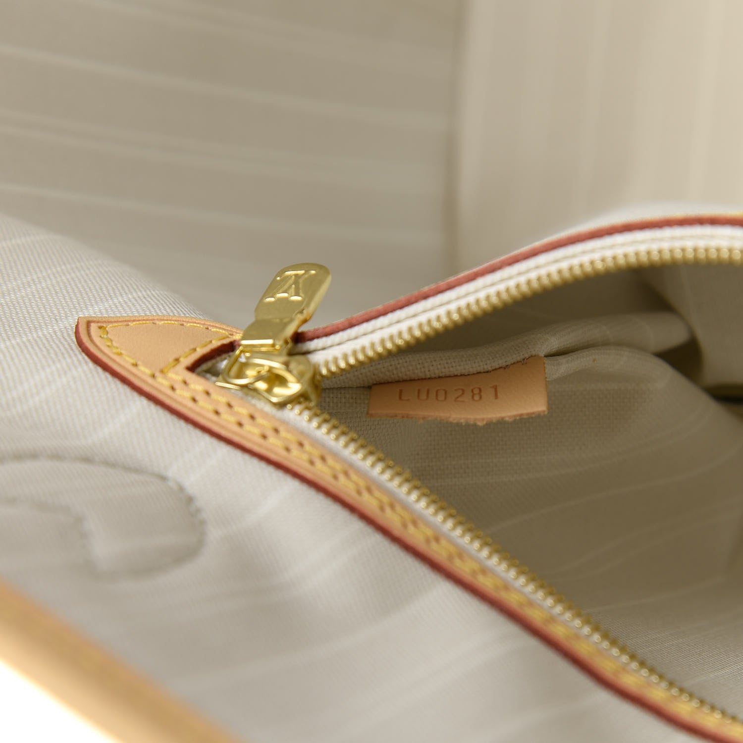 Louis Vuitton Monogram Giant By The Pool Neverfull MM Brume 9 of 11