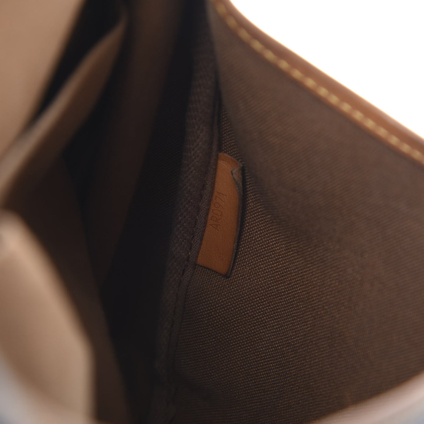 Monogram Saumur 35