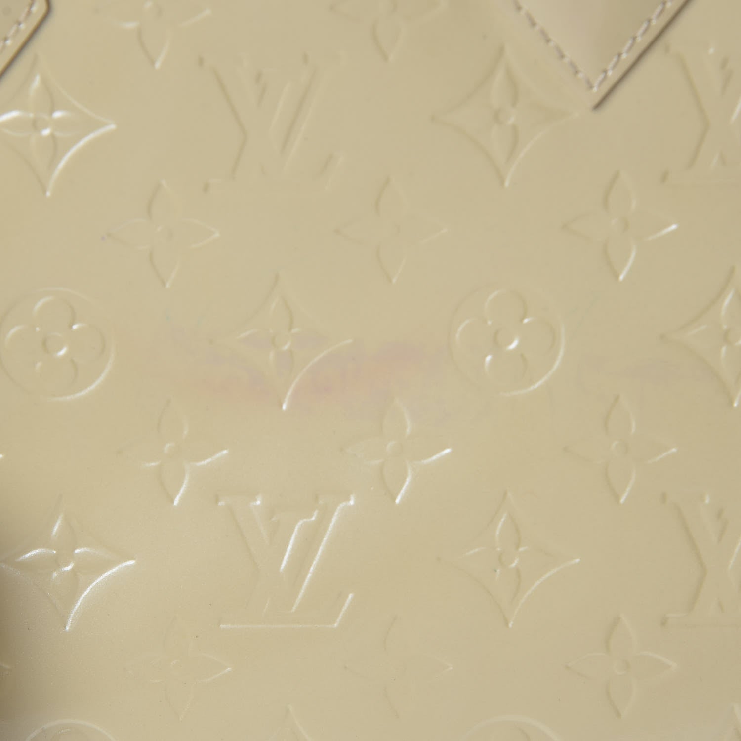 Louis Vuitton Vernis Alma PM Blanc Corail 10 of 16