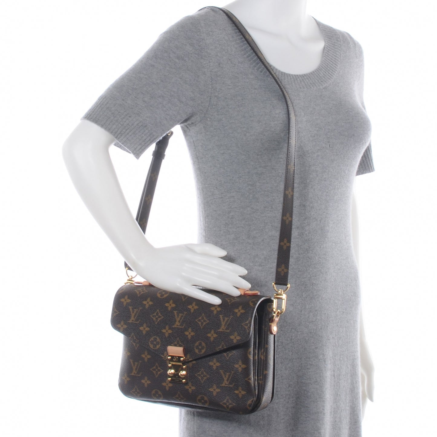 Monogram Pochette Metis