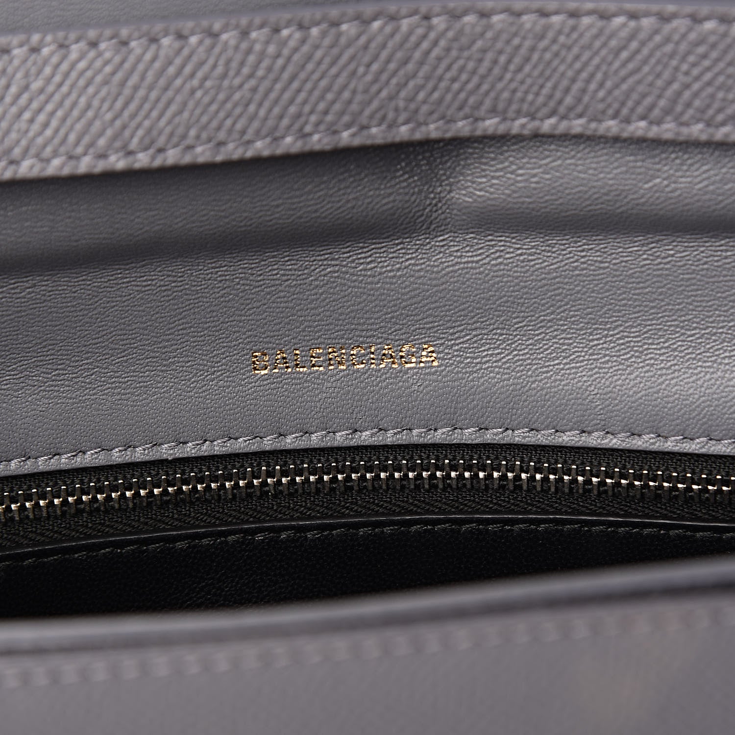 Balenciaga Signature Grained Calfskin Logo S Ville Day Bag Gris Perle Fonce White 7 of 11