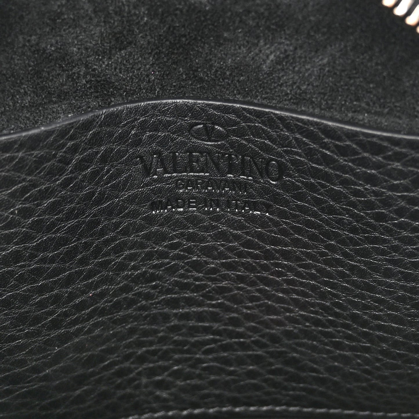 Pebbled Calfskin Rockstud Camera Crossbody Bag Black