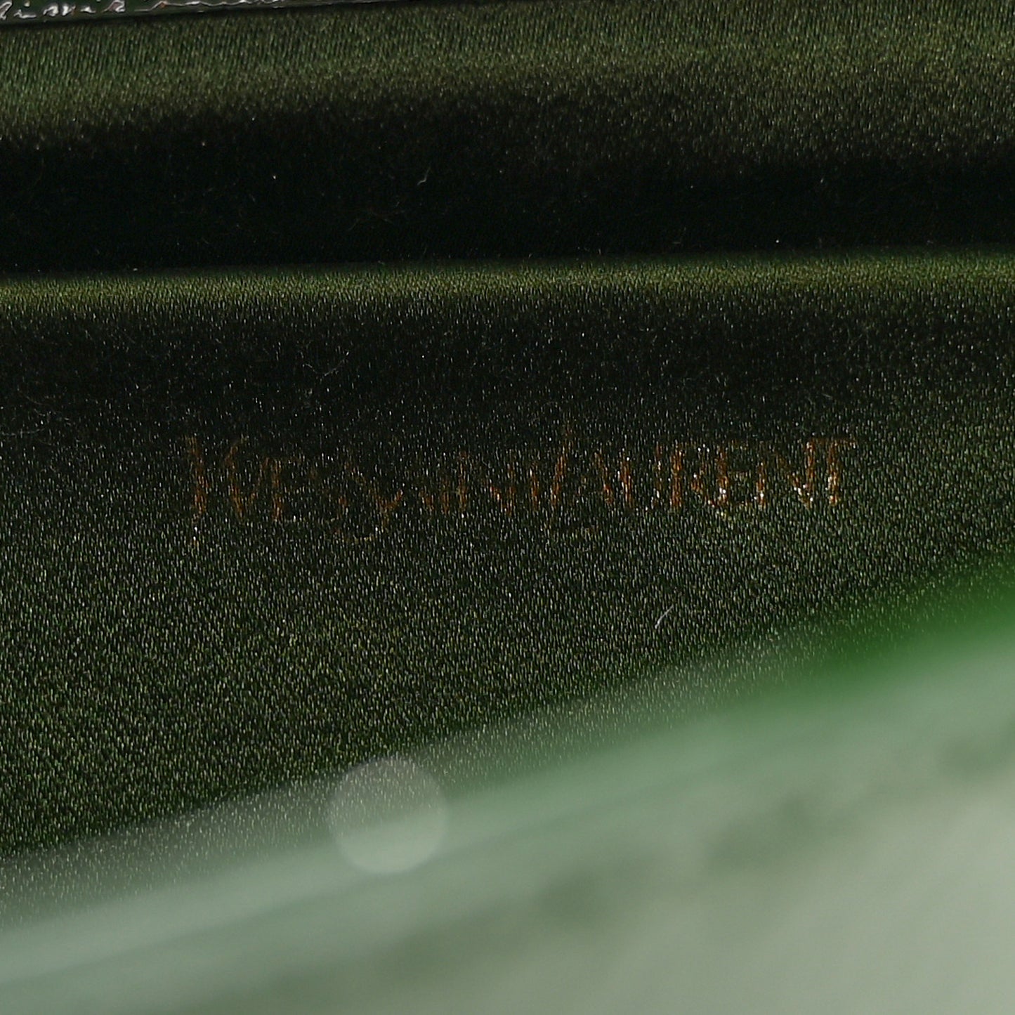 Textured Patent Monogram Large Belle De Jour Green
