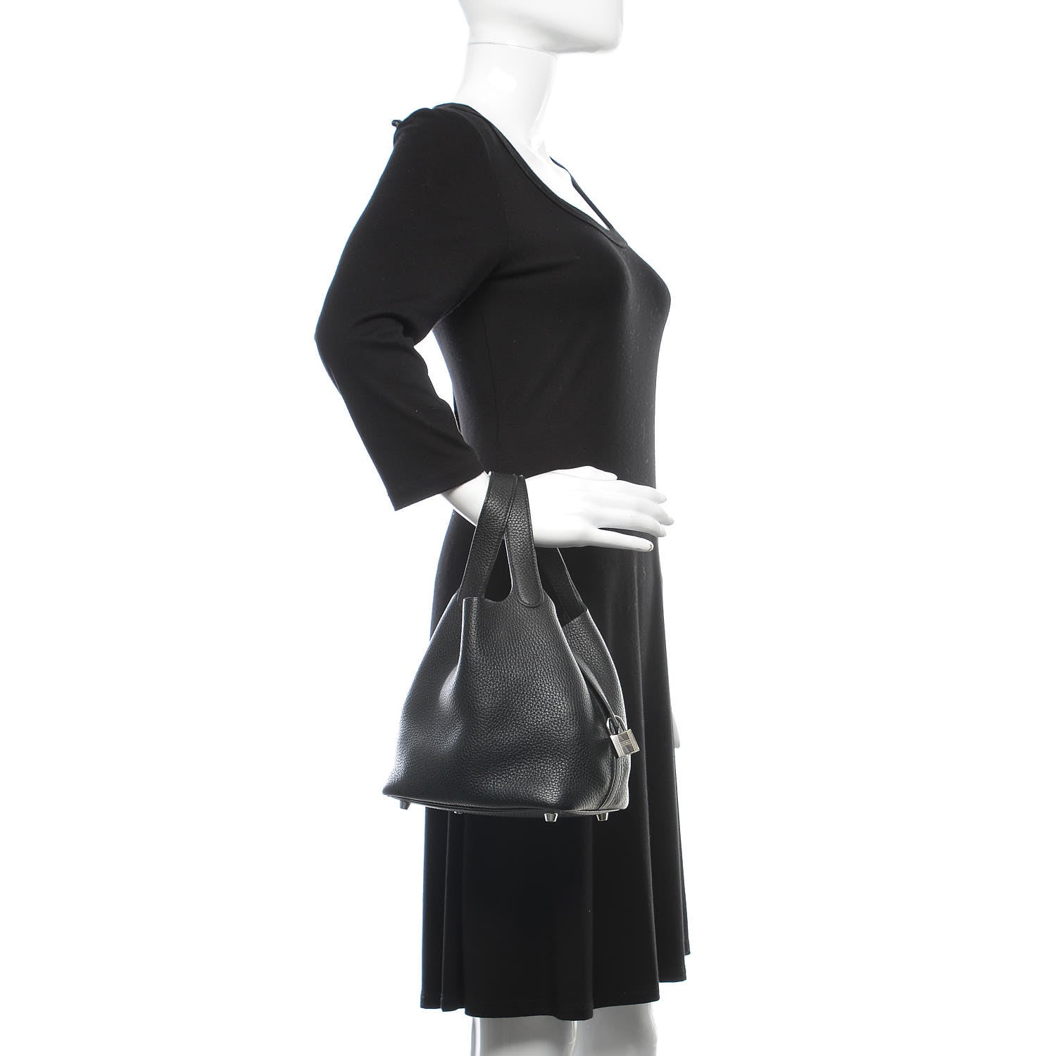Hermes Taurillon Clemence Picotin Lock 18 PM Black 2 of 7