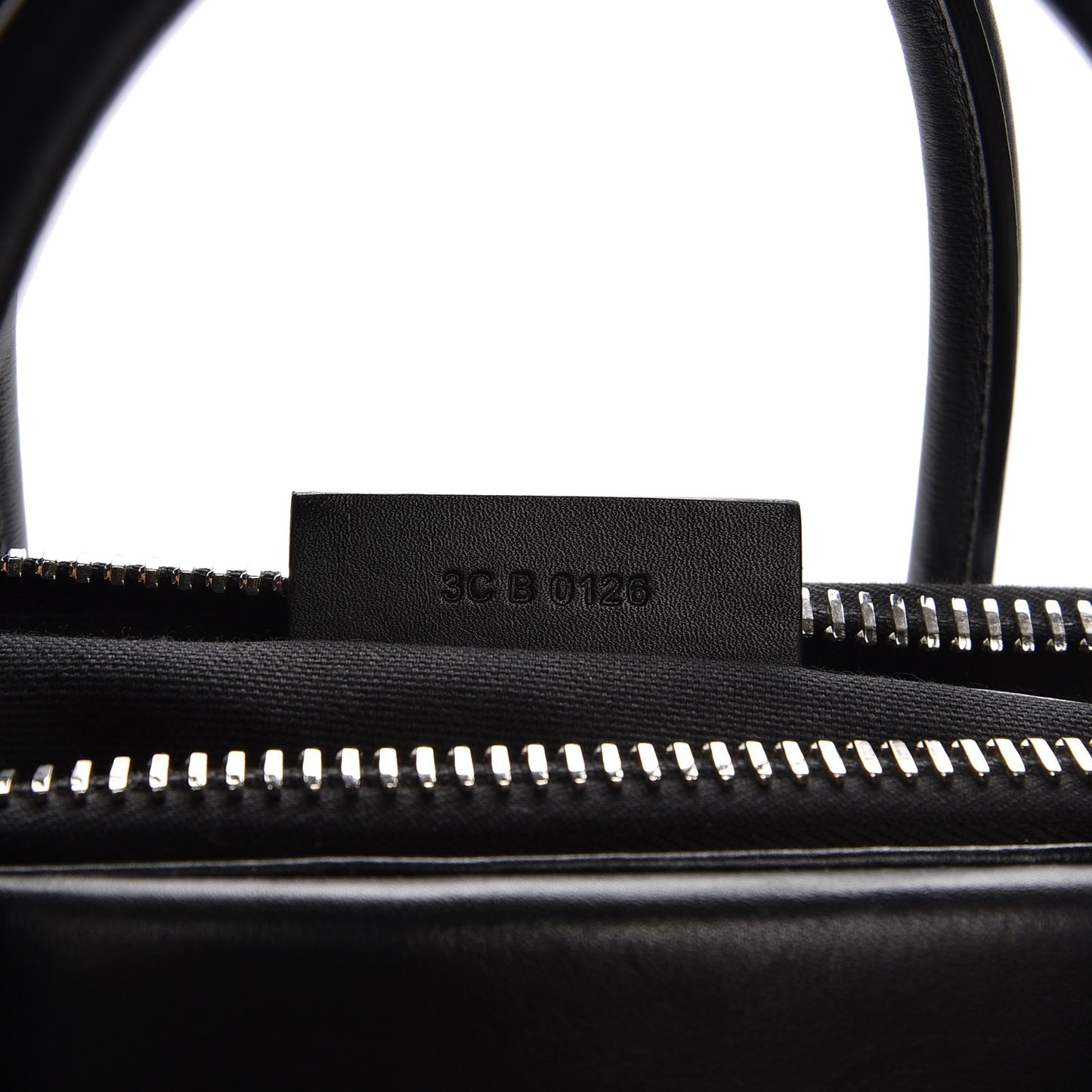 Calfskin Small Contrasted Frame Antigona Black