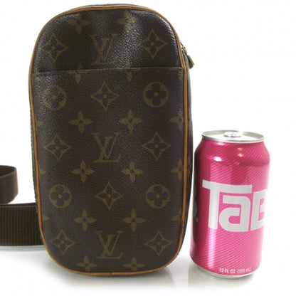 Louis Vuitton Monogram Pochette Gange 9 of 9