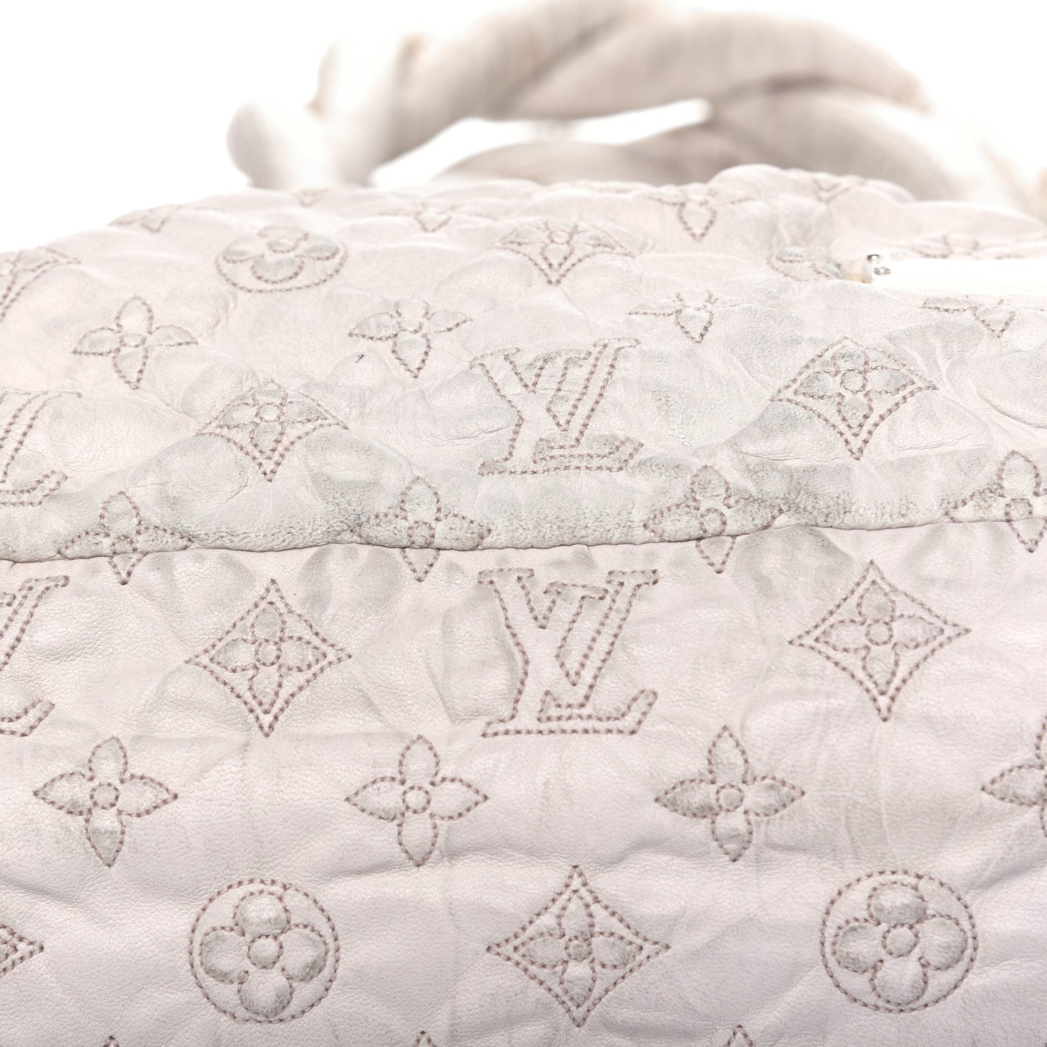 Louis Vuitton Lambskin Olympe Stratus PM Ecru 21 of 34