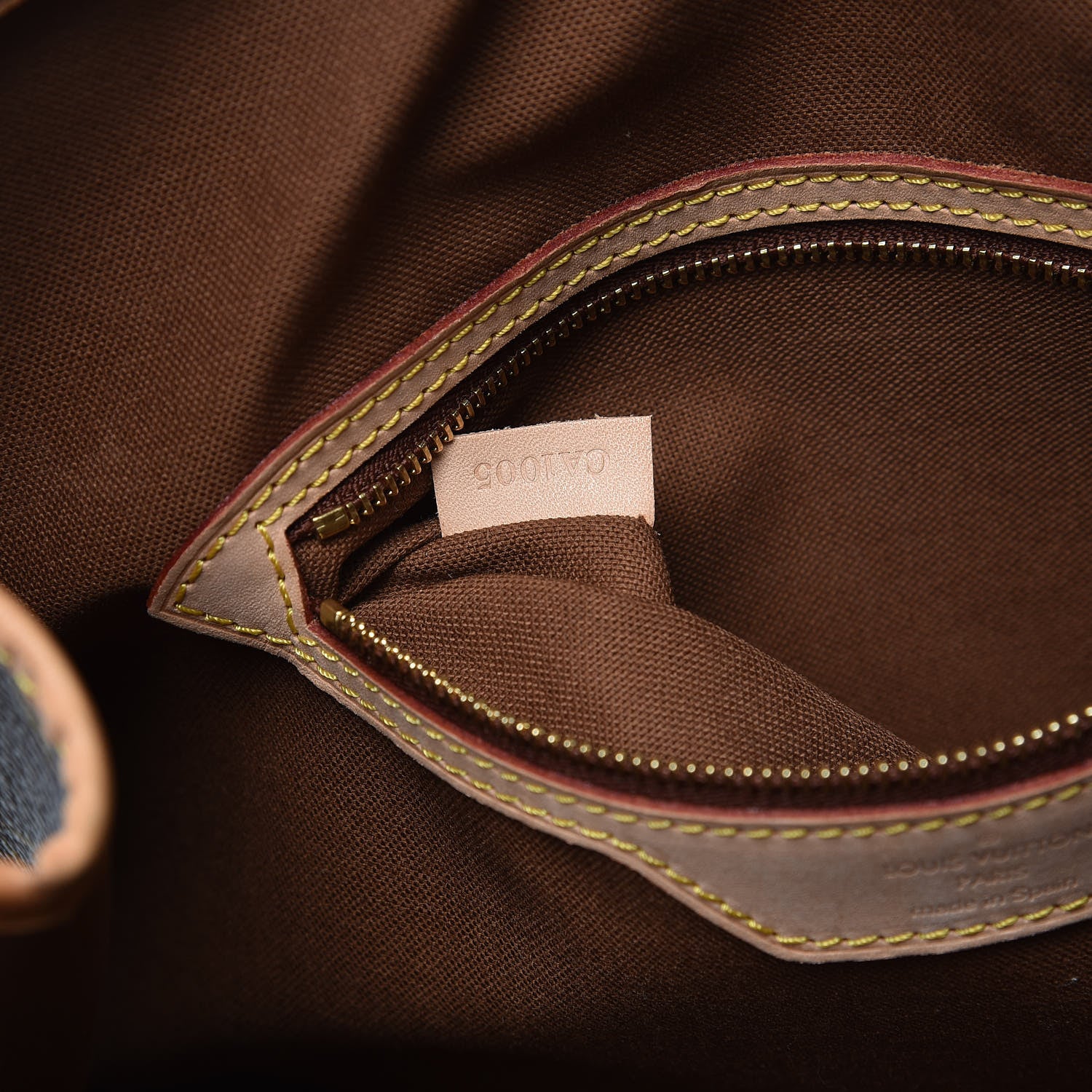 Louis Vuitton Monogram Batignolles Vertical 7 of 11