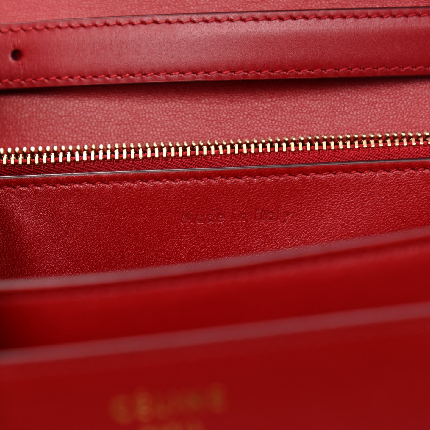Box Calfskin Medium Classic Box Flap Bag Red