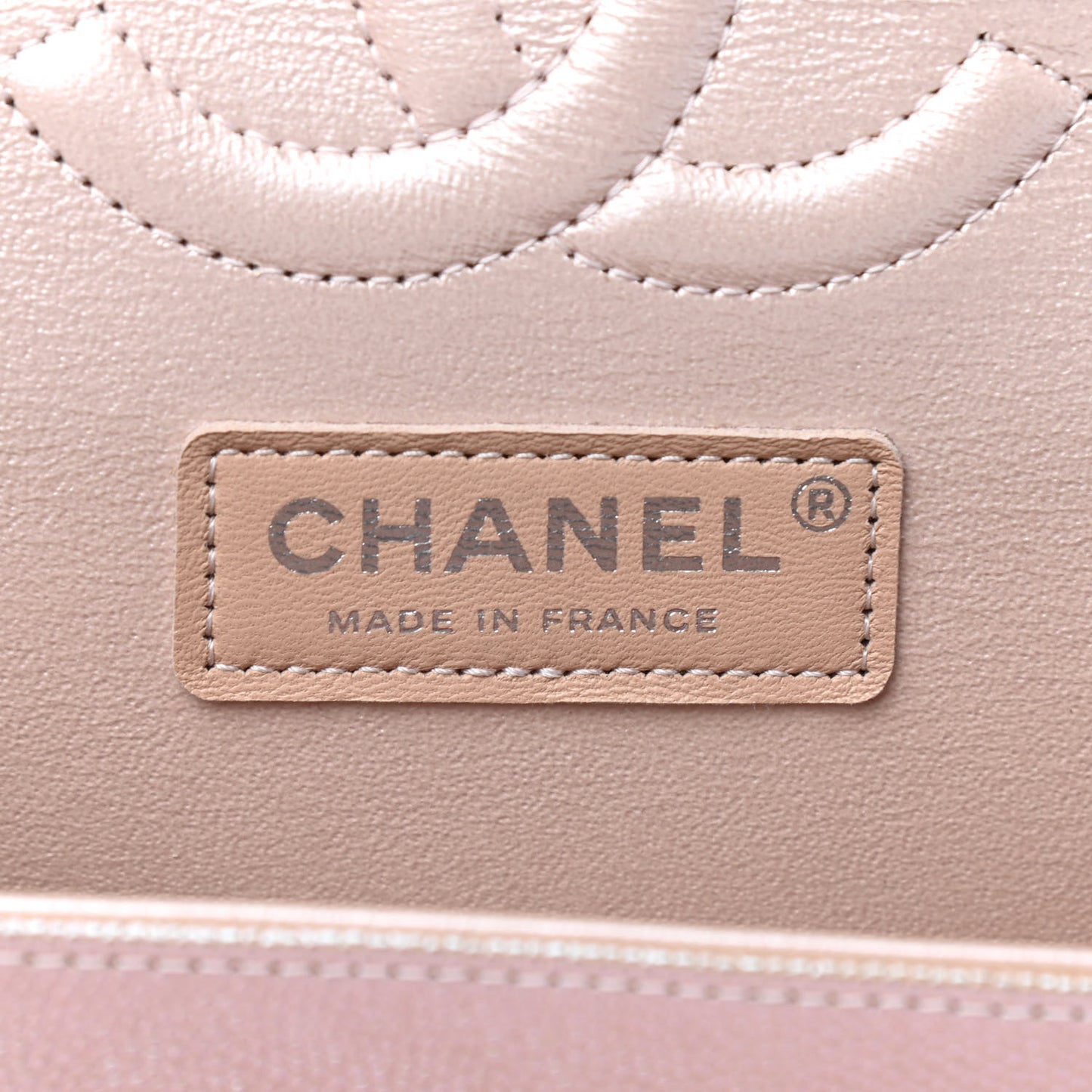 Metallic Caviar Chevron Quilted Medium Double Flap Light Gold