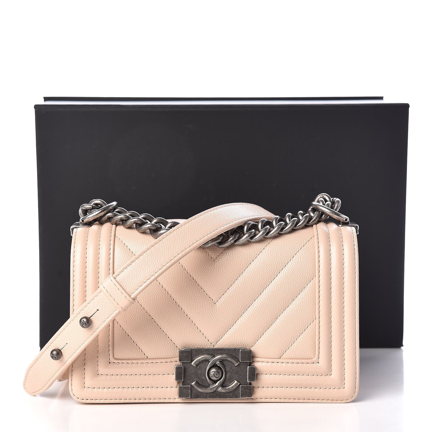 Caviar Chevron Quilted Small Boy Flap Light Beige