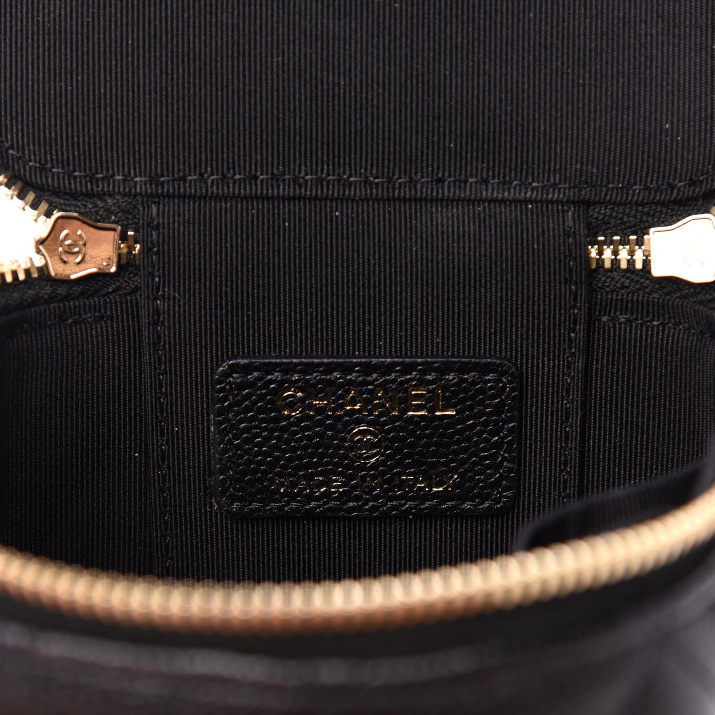 Caviar Quilted Mini Pearl On Top Vanity Case With Chain Black