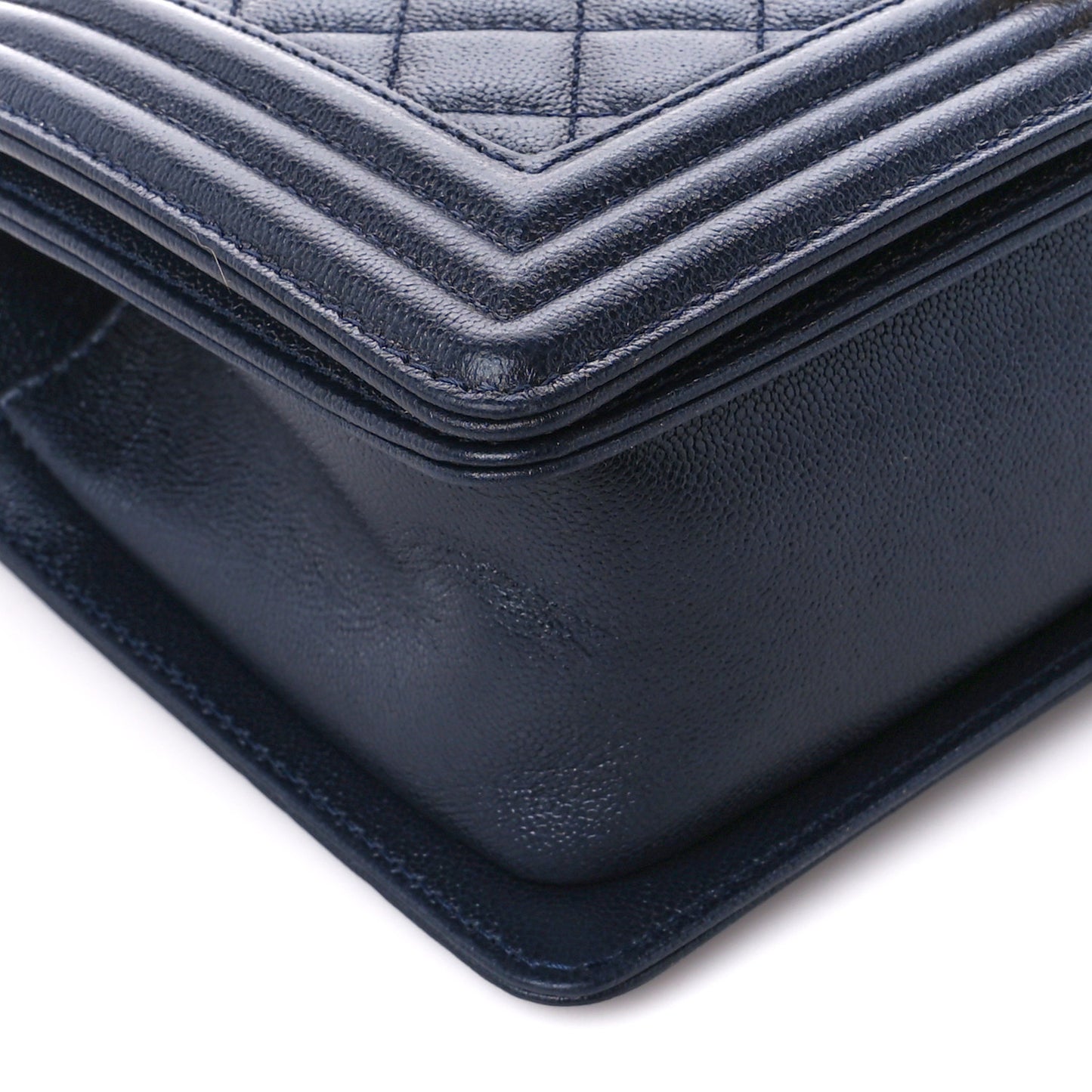 Caviar Quilted New Medium Boy Flap Dark Navy Blue