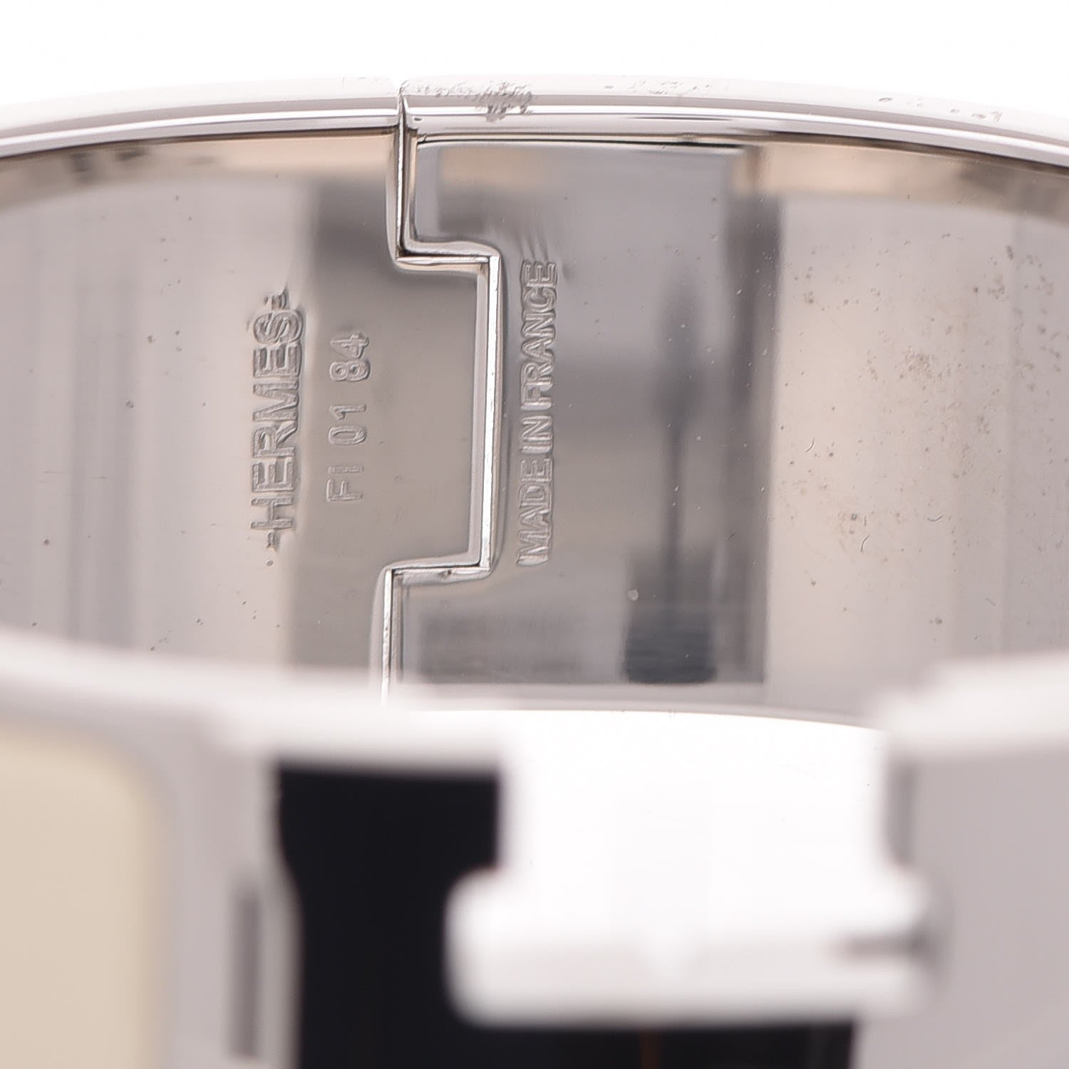 Hermes Enamel Wide Clic Clac H Bracelet PM Craie 3 of 6