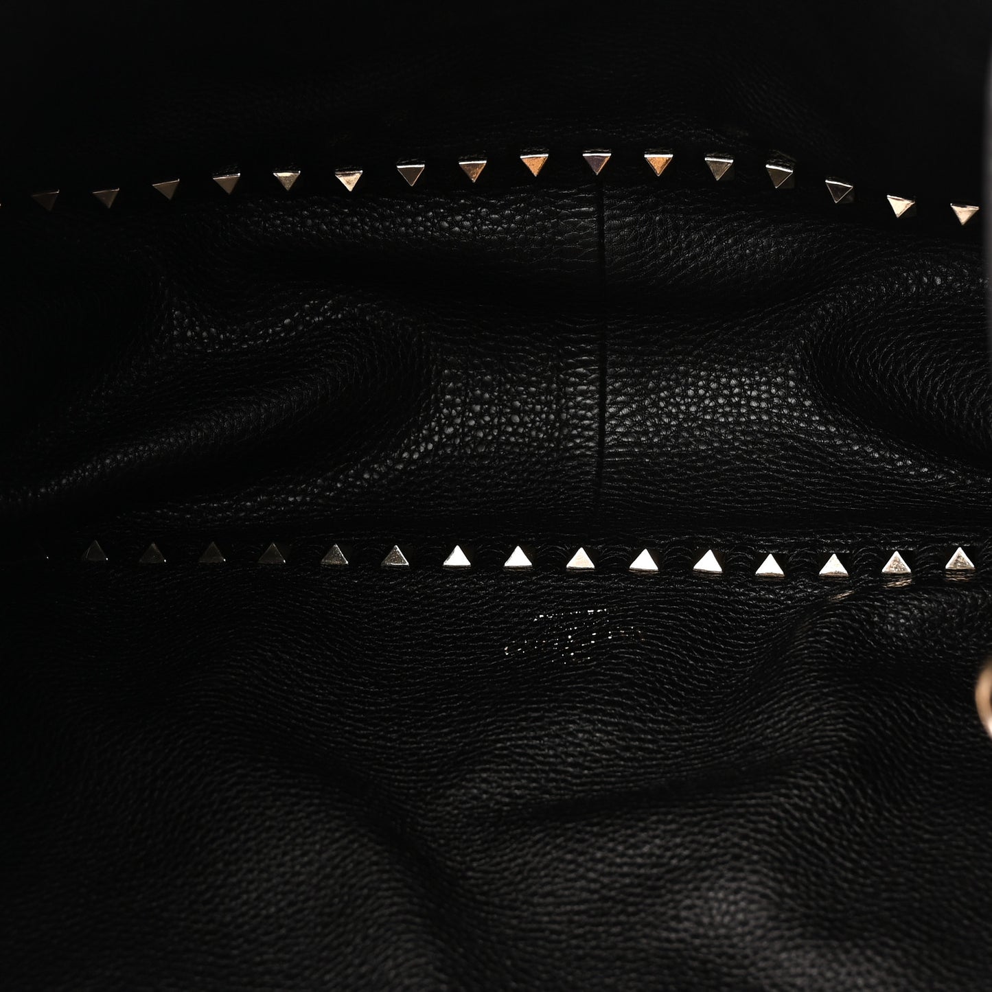 Grained Calfskin Medium Rockstud Reversible Tote Black Rose Violet