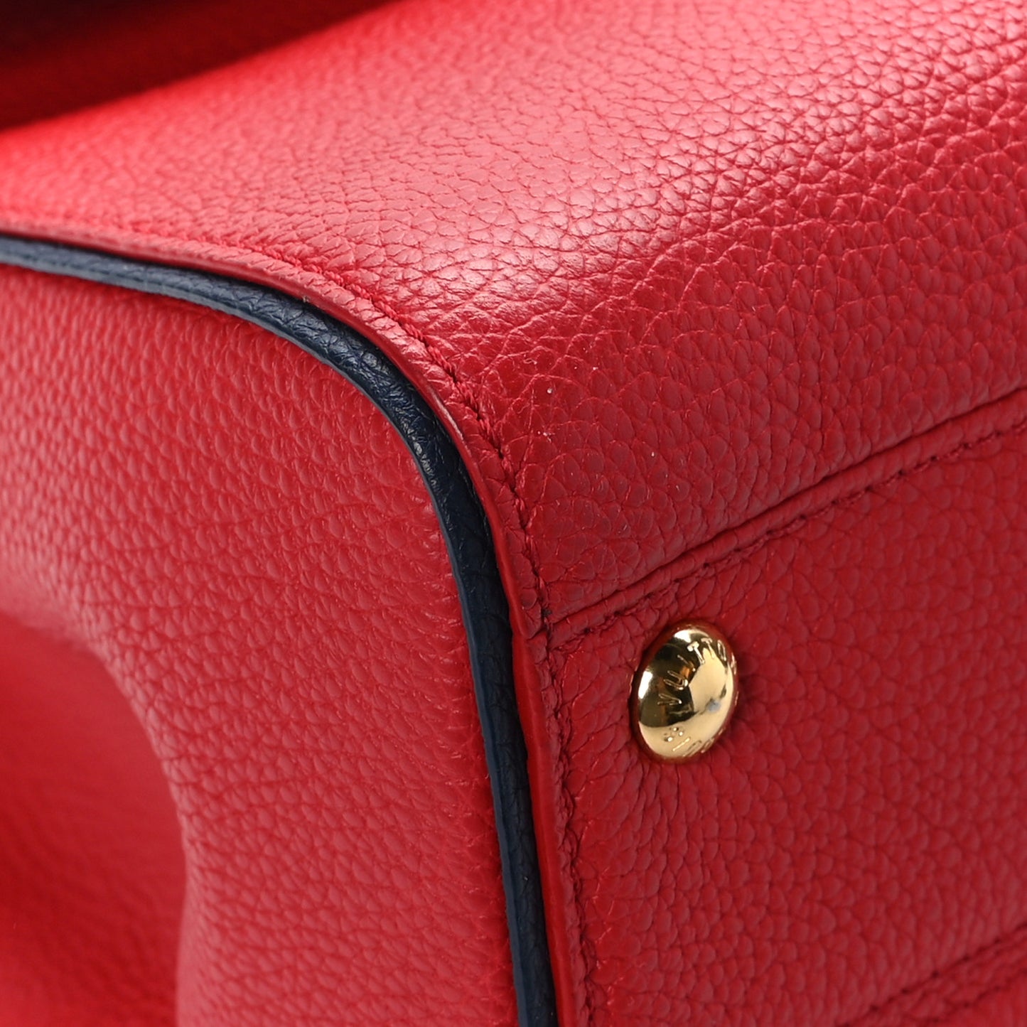 Grained Calfskin Monogram Double V Rubis